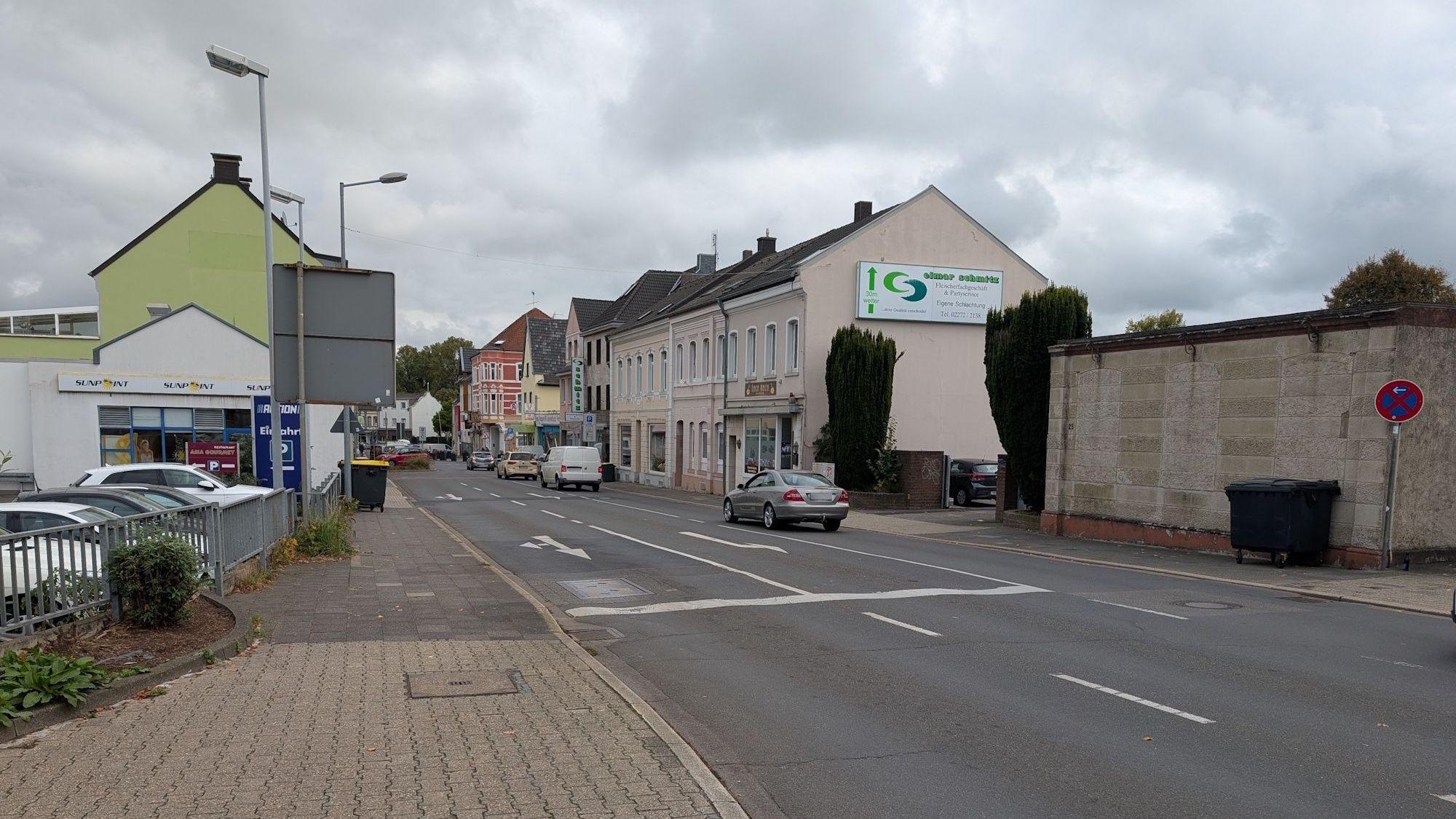 In Bedburg, hier die Lindenstraße, sind die Mieten laut DGB im Kreis am stärksten gestiegen.
