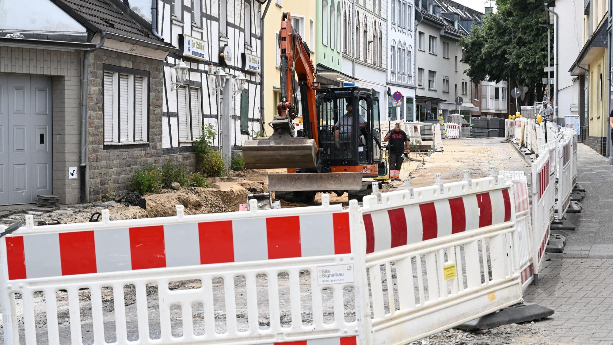 Die Baustelle Laurentiusstraße, gesehen von der Odenthaler Straße