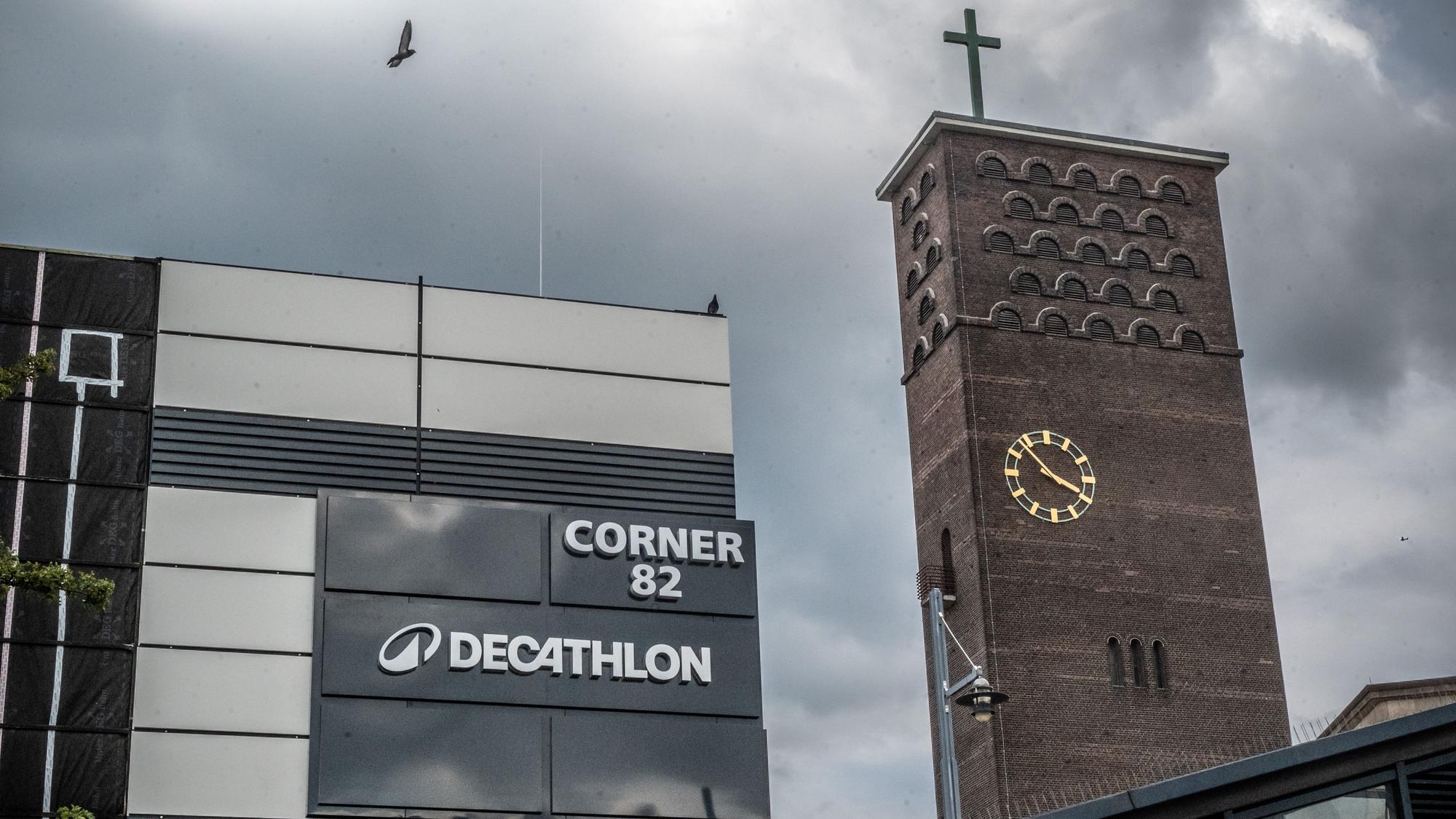 Decathlon, Corner 82, ehemals Kaufhof