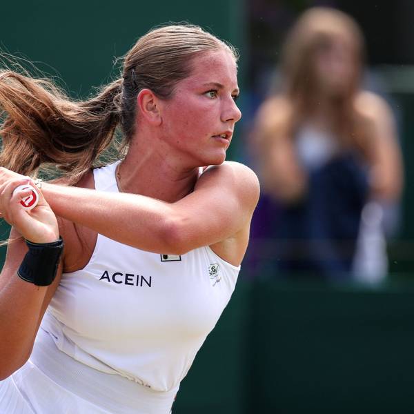 Ida Wobker in Wimbledon auf dem Rasen.
