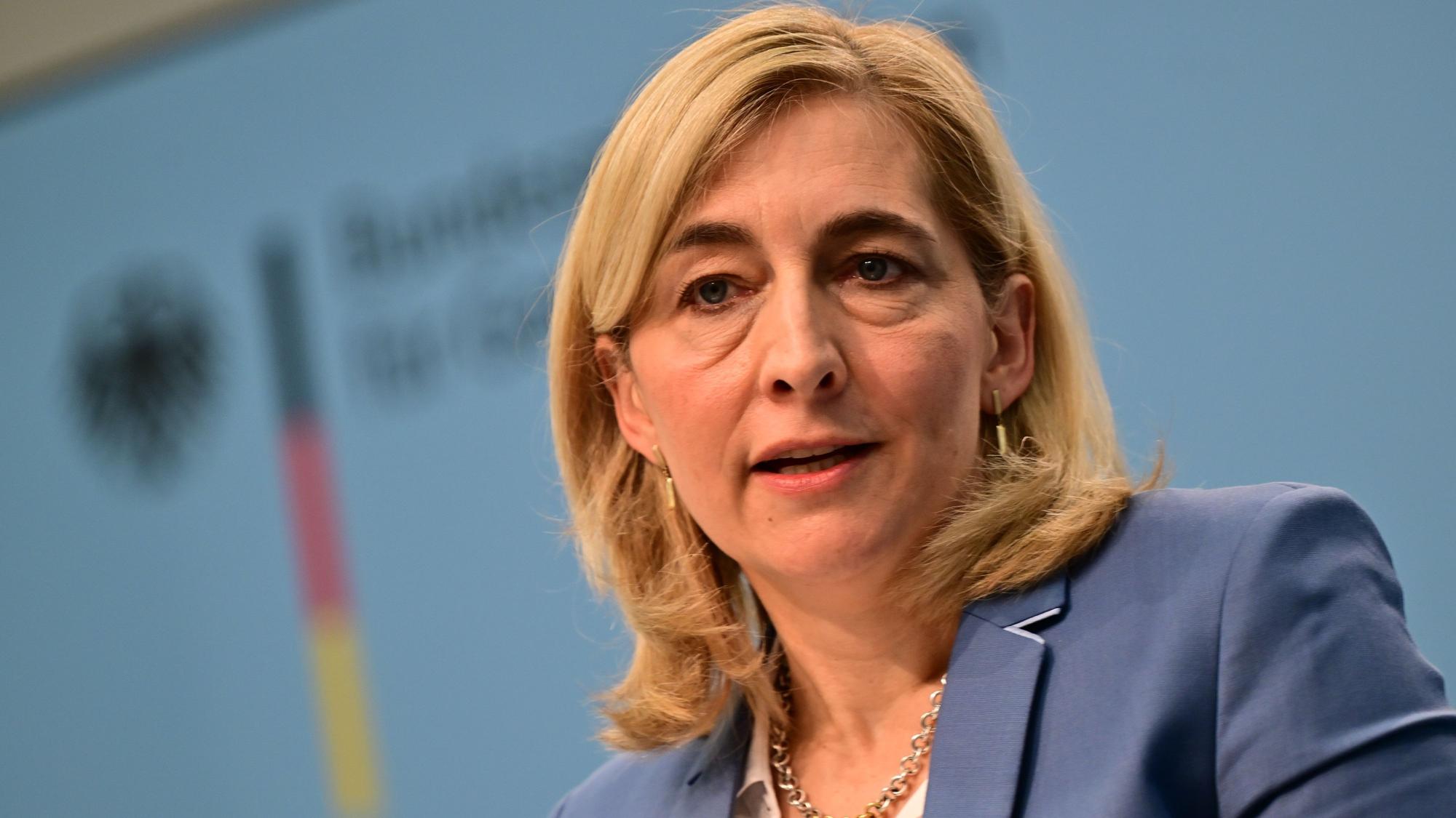 Beim Sparpaket von Nina Warken (CDU), Bundesministerin für Gesundheit, kommen Entlastungen in Sicht. (Archivbild)