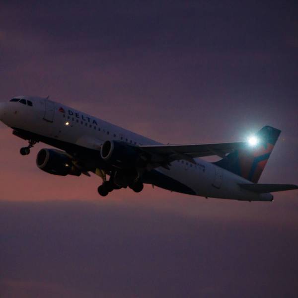Ein Airbus von Delta Airlines beim Start.