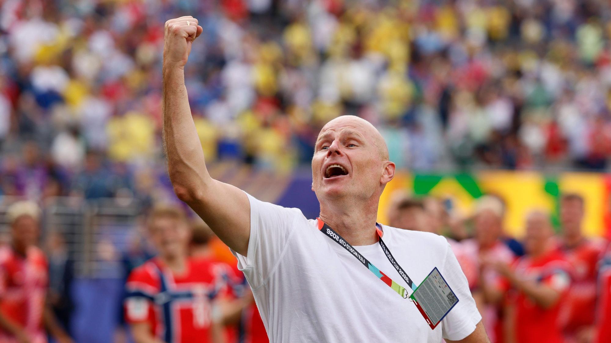 Stale Solbakken jubelt mit geballter Faust.