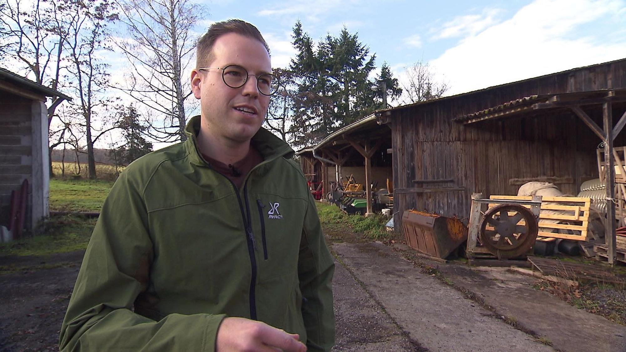 Als Gemüsebauer erntet Jonas viele Zutaten für sein „perfektes Dinner“ auf den eigenen Feldern.
(Bild: RTL)