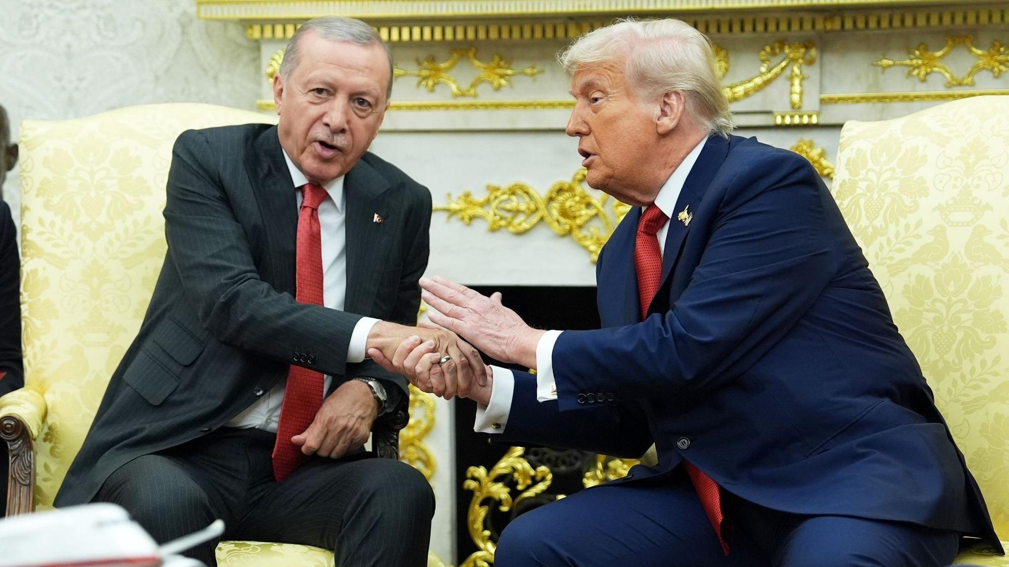 Trump fällt immer wieder mit Lob für Erdogan auf. (Archivbild)