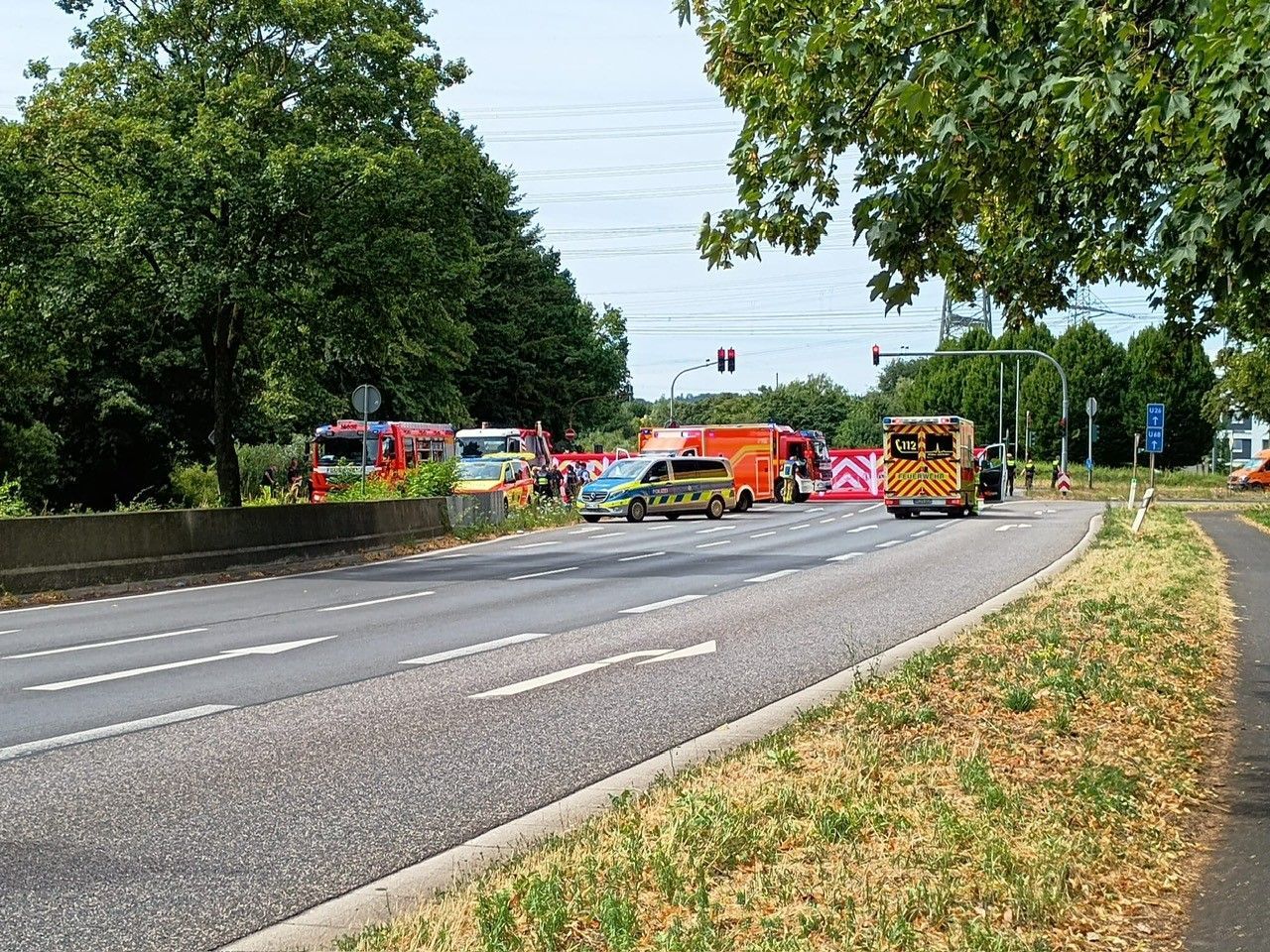 Am Dienstagmittag (7.Juli) wurde eine Rollerfahrerin bei einem Unfall in Frechen schwer verletzt.