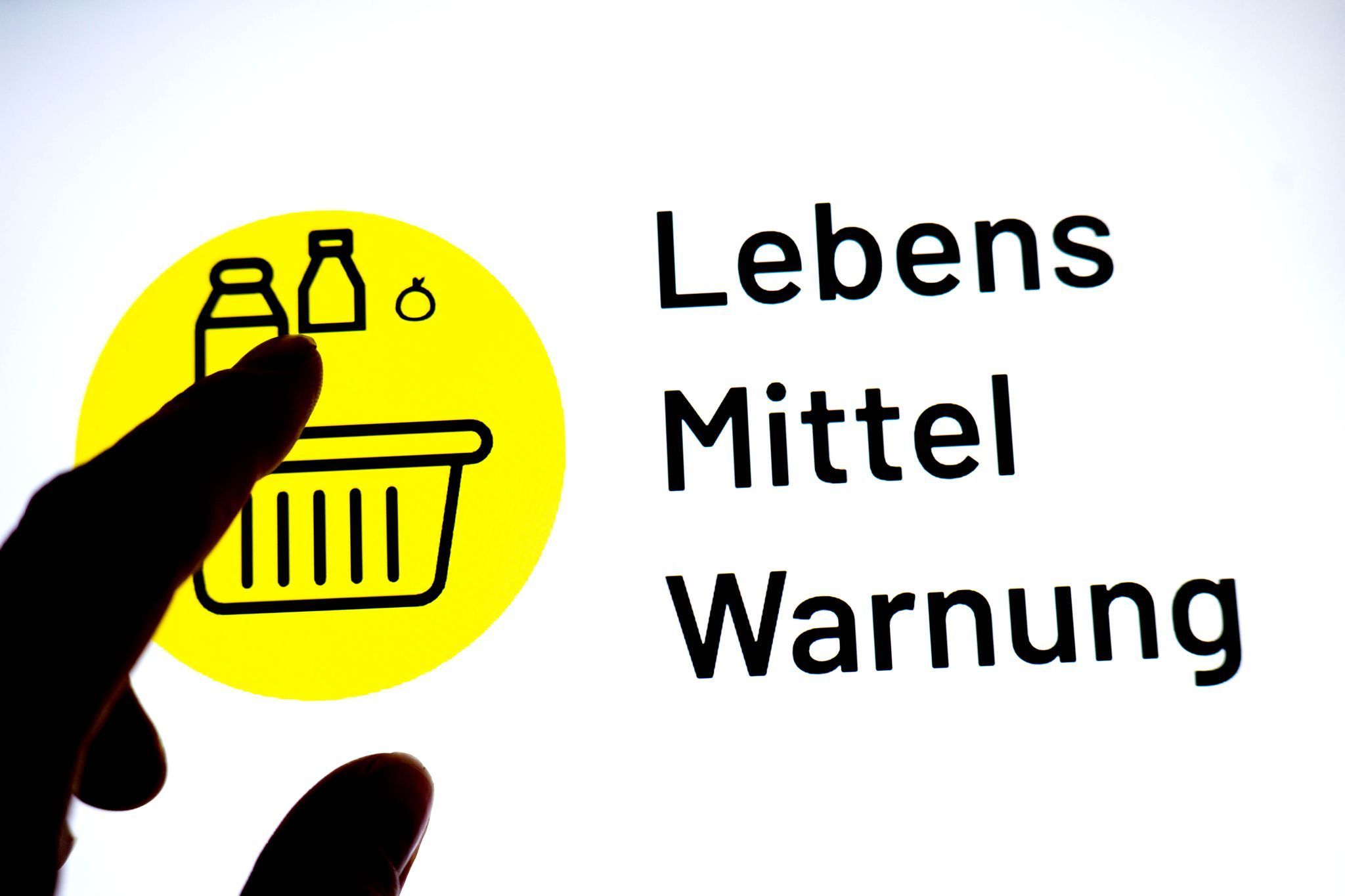 Weichkäse bestimmter Chargen sollten Verbraucher vorsichtshalber nicht essen. (Symbolbild)