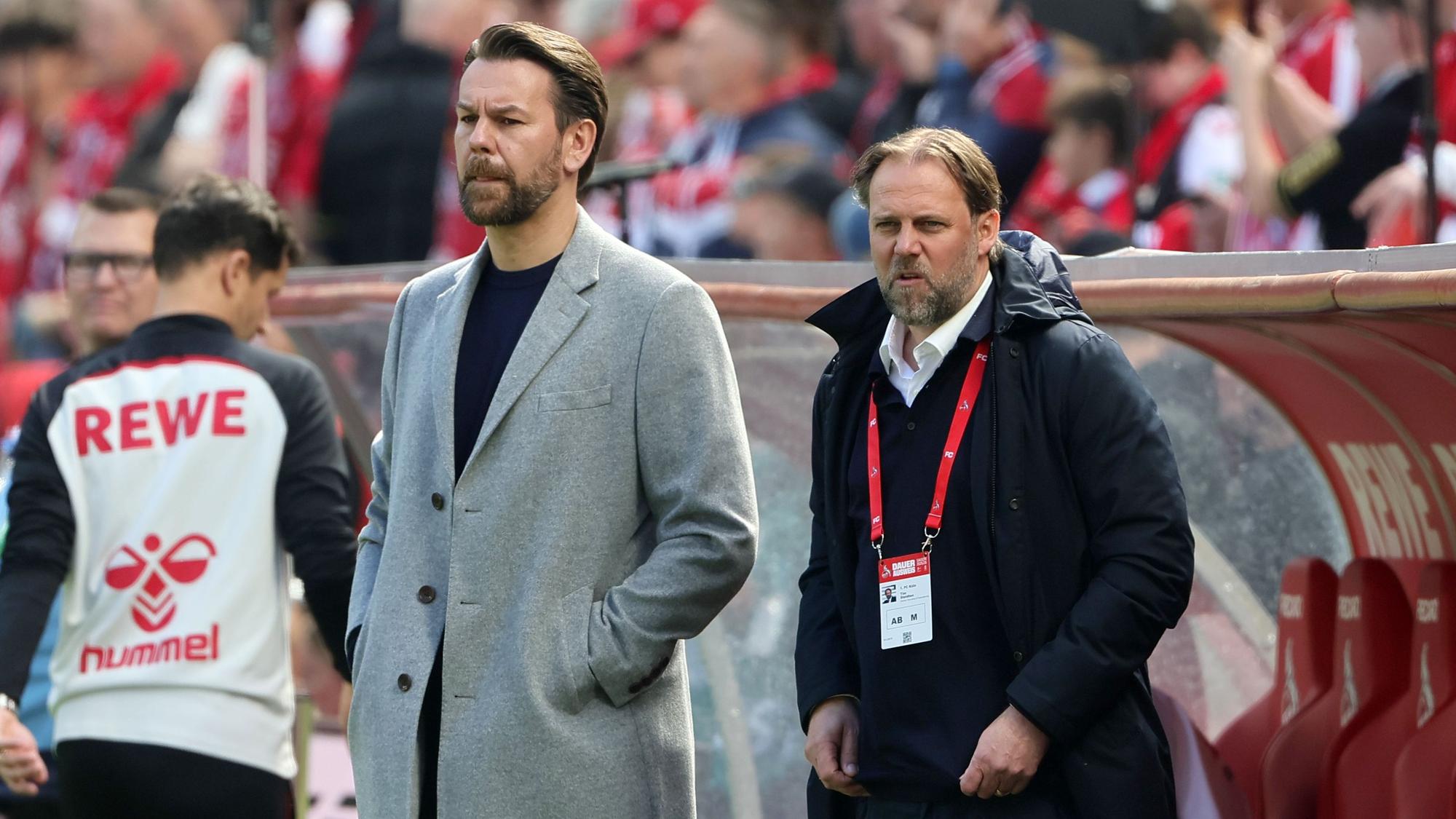 1. FC Köln vs. Bayer Leverkusen, 31. Spieltag, 25.04.2026, 15.30 Uhr, von links: Thomas Kessler, Tim Steidten (1. FC Köln) , Bild: Herbert Bucco
