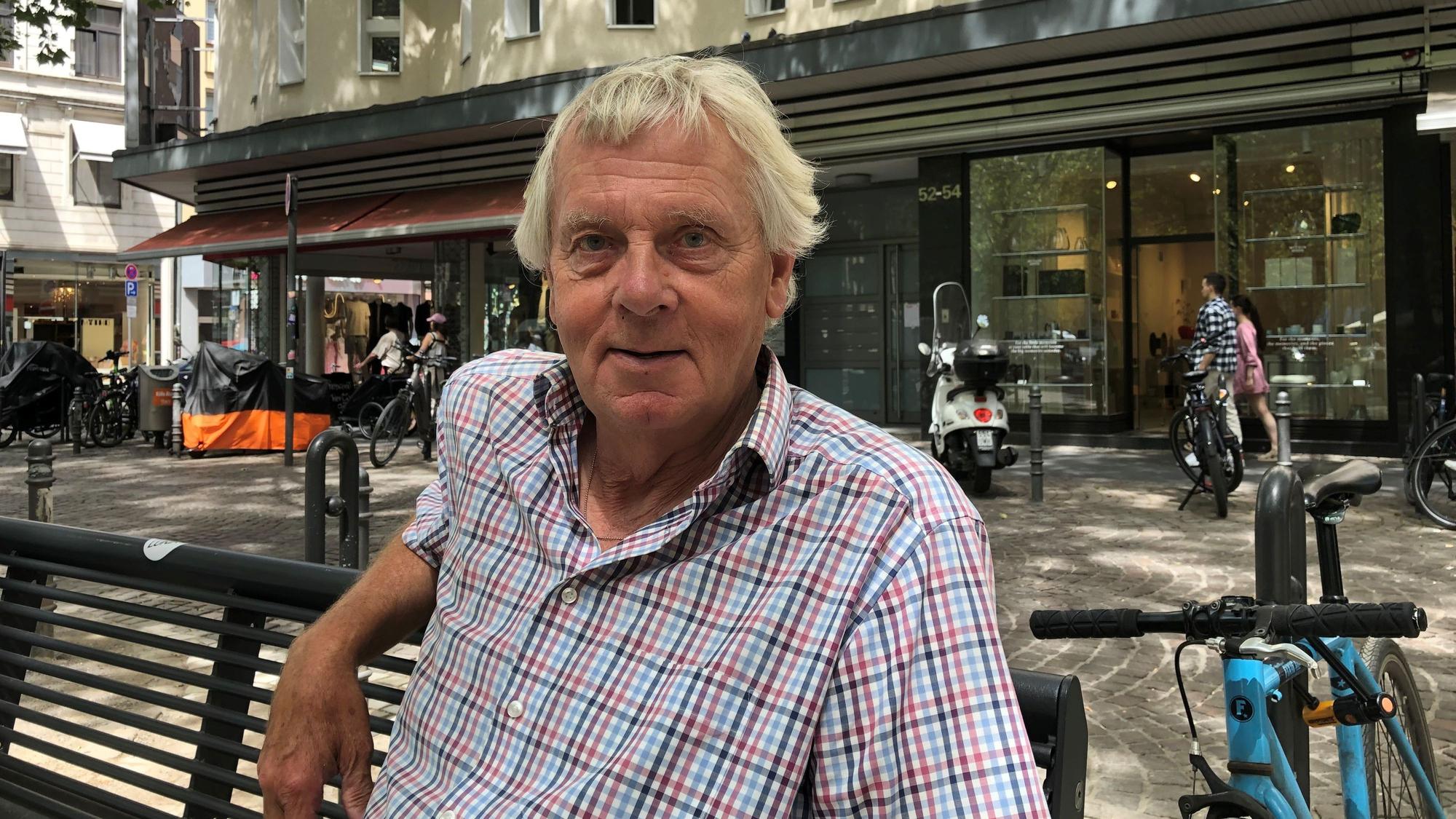 Maas (69) hält sich gerne am Rudolfplatz auf.