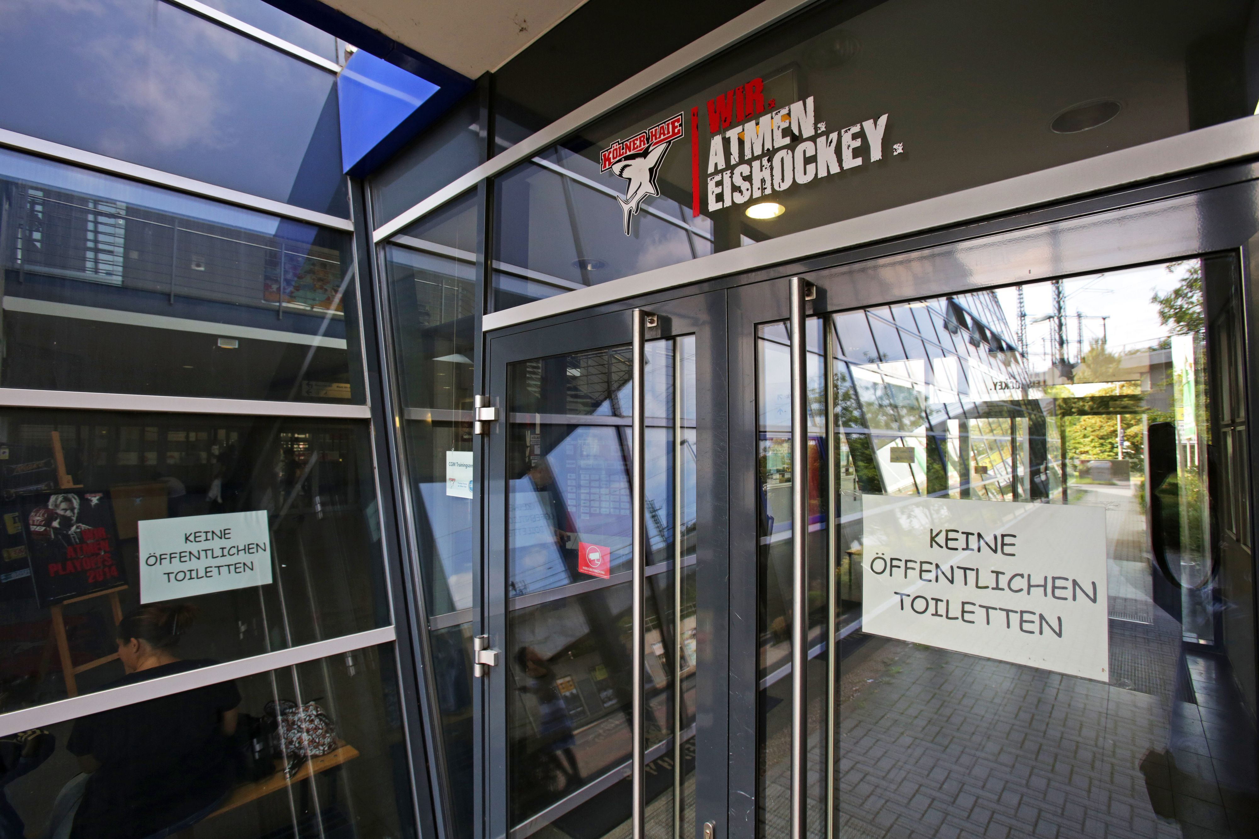 Der Eingang zum Trainingszentrum der Eishockeymannschaft Koelner Haie. (Archivbild)