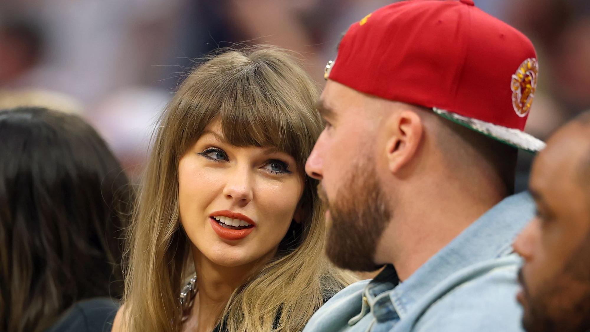 Die Hochzeit von Taylor Swift und Travis Kelce hat weltweit Schlagzeilen gemacht. (Bild: 2026 Getty Images/Gregory Shamus)