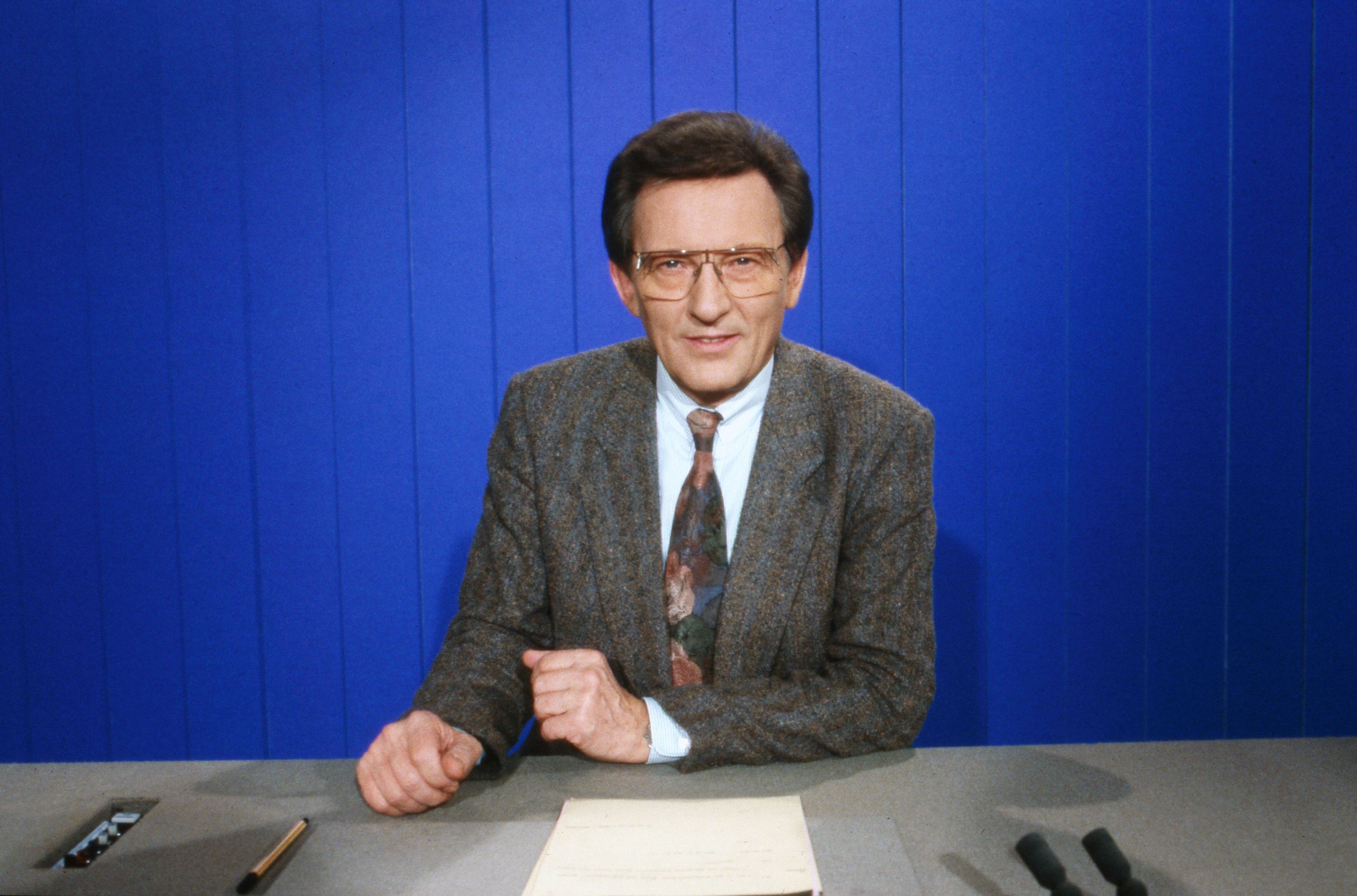 Jo Brauner in der „Tagesschau“-Kulisse.