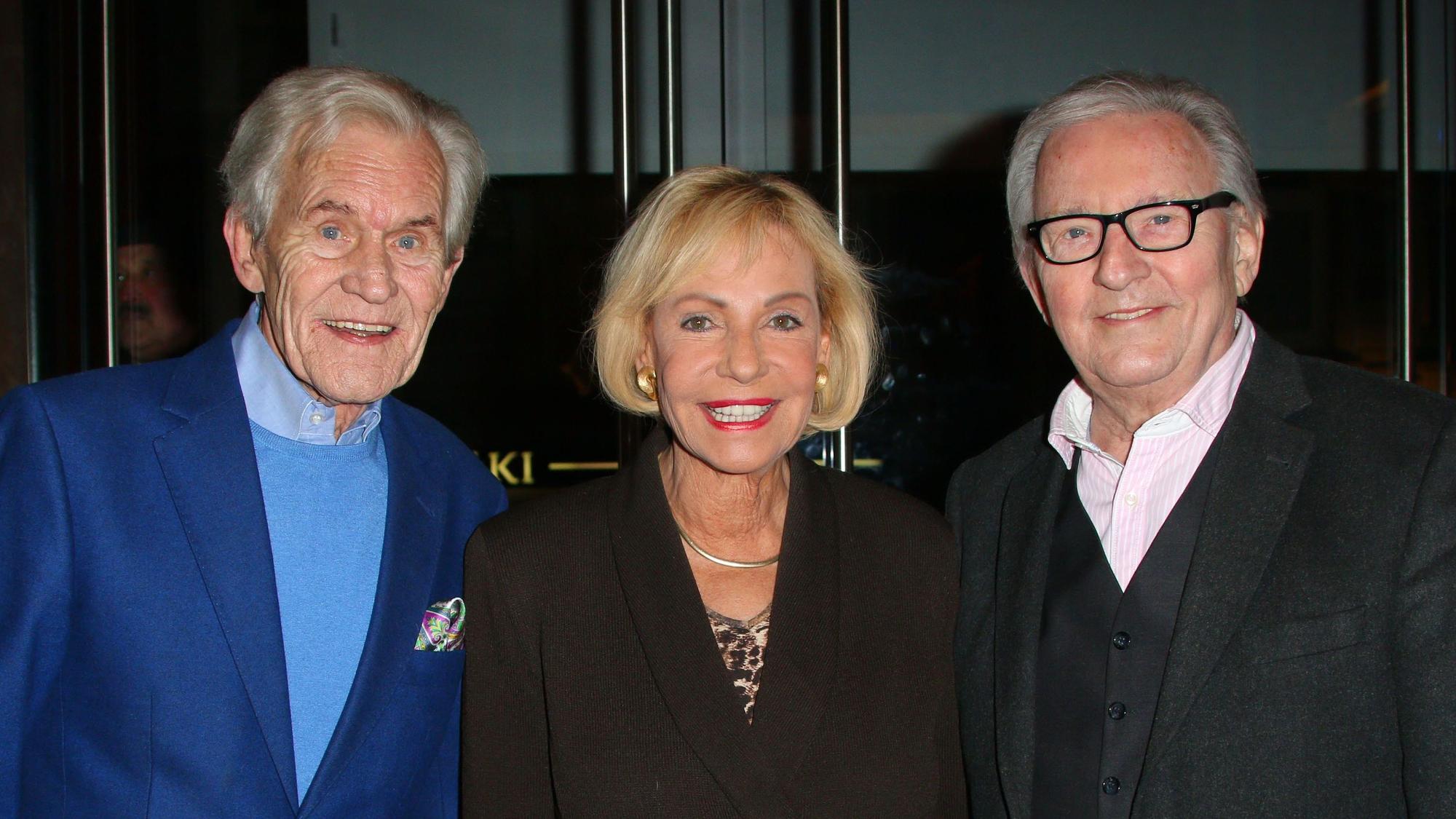 Wilhelm Wieben, Dagmar Berghoff und Jo Brauner posieren.