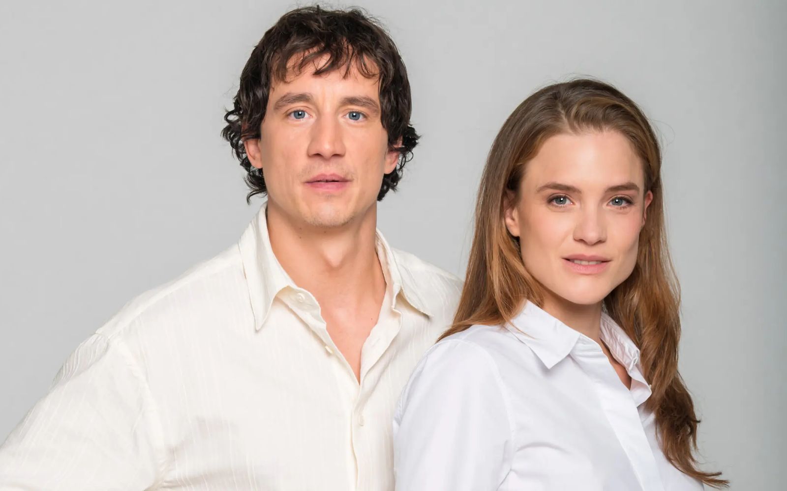 Sie sind die neuen: Ab 2027 sind Miriam Fussenegger und Laurence Rupp als Wiener „Tatort“-Kommissare im Einsatz.
 (Bild: ORF/Thomas Ramstorfer)