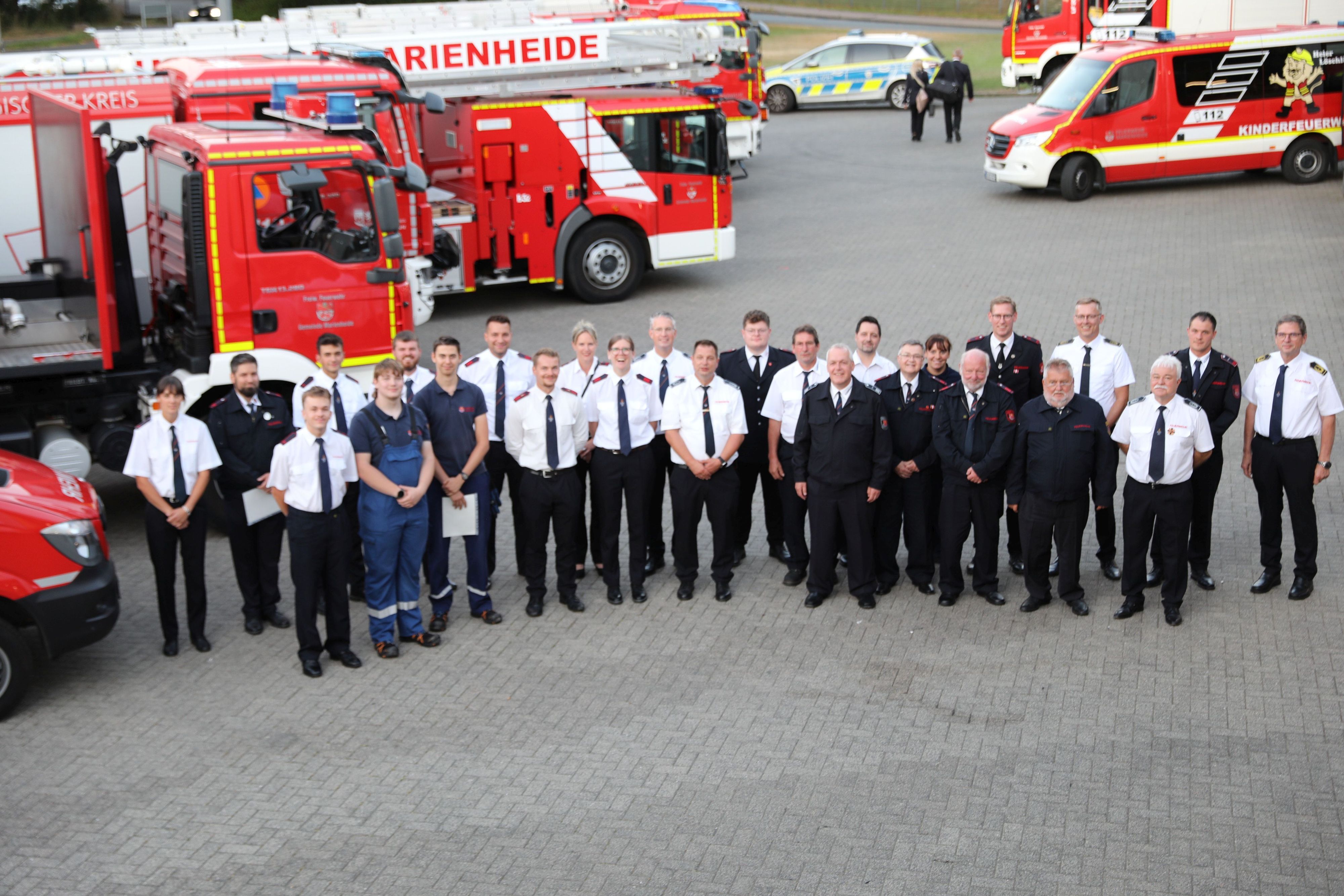 Jahresdienstbesprechung-Viel-Lob-f-r-den-Marienheider-Wehrf-hrer