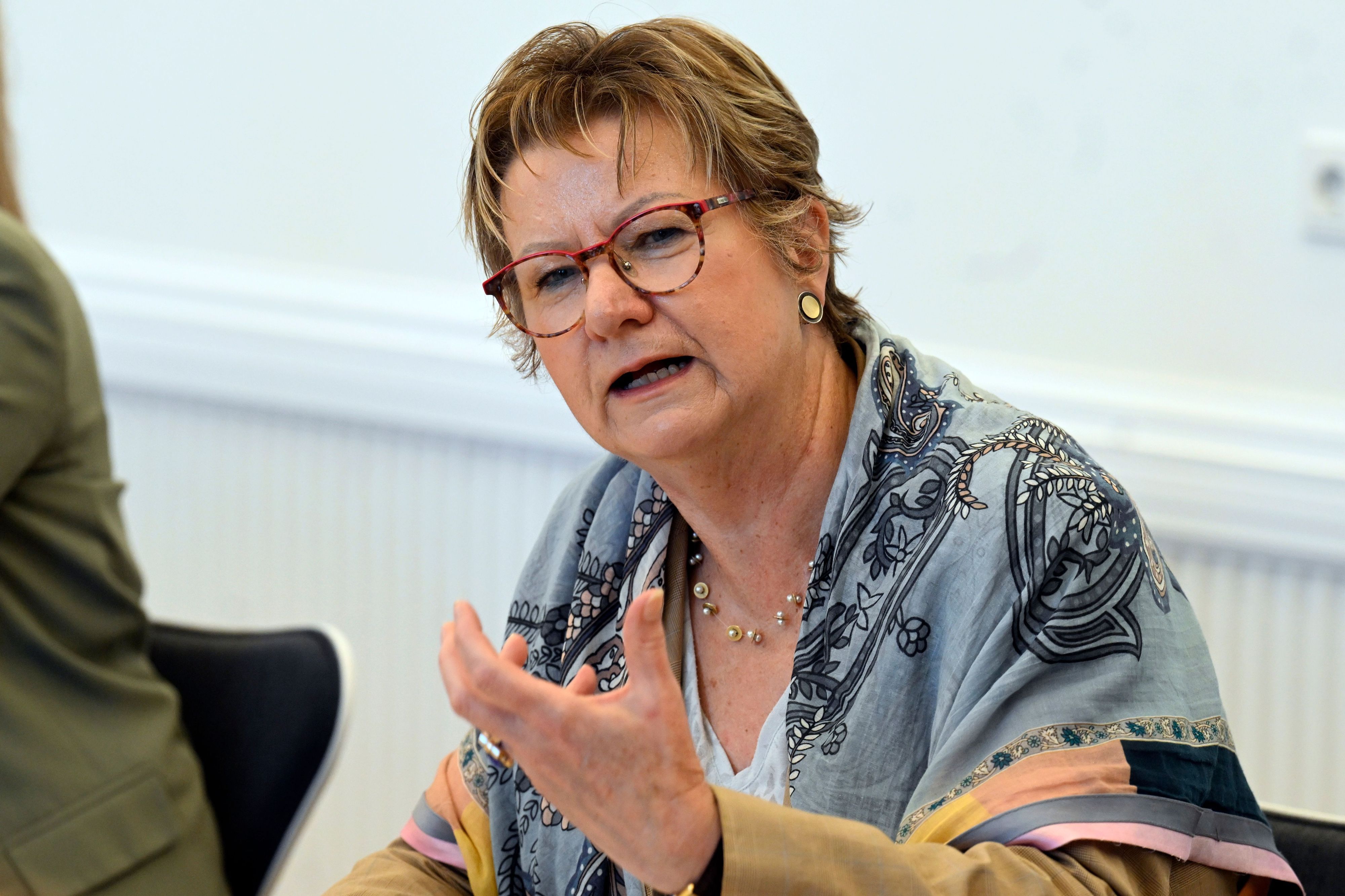 Sylvia Löhrmann (Grüne), Antisemitismusbeauftragte, stellt in der Staatskanzlei den Jahresbericht zur aktuellen Situation im Land Nordrhein-Westfalen vor.