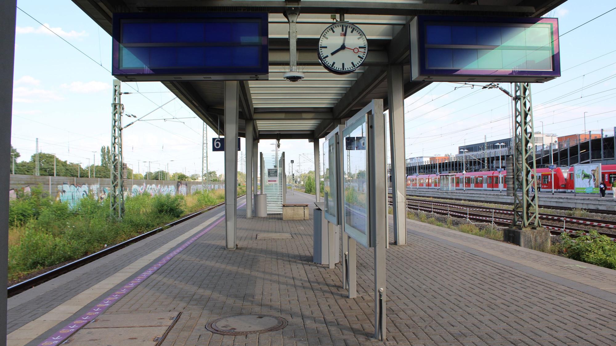 Schienenersatzverkehr zwischen Troisdorf und Königswinter: Fahrt mit dem Bus RE8
