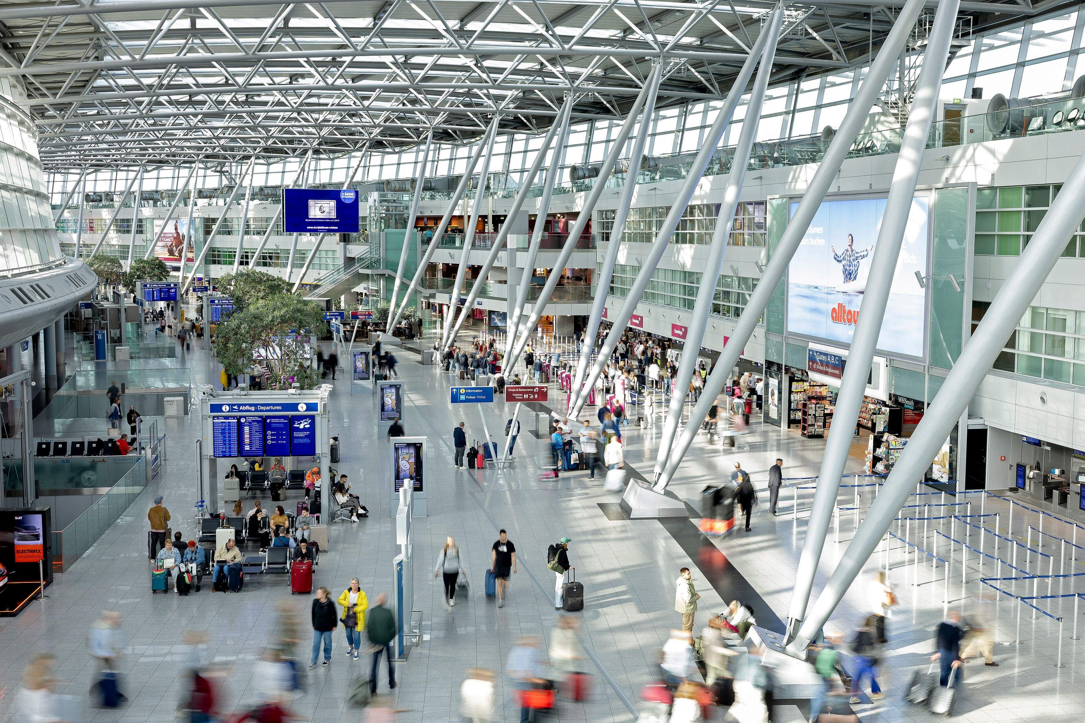 Der Düsseldorfer Flughafen ist auch für viele Leverkusener der Startpunkt in den Sommerurlaub.