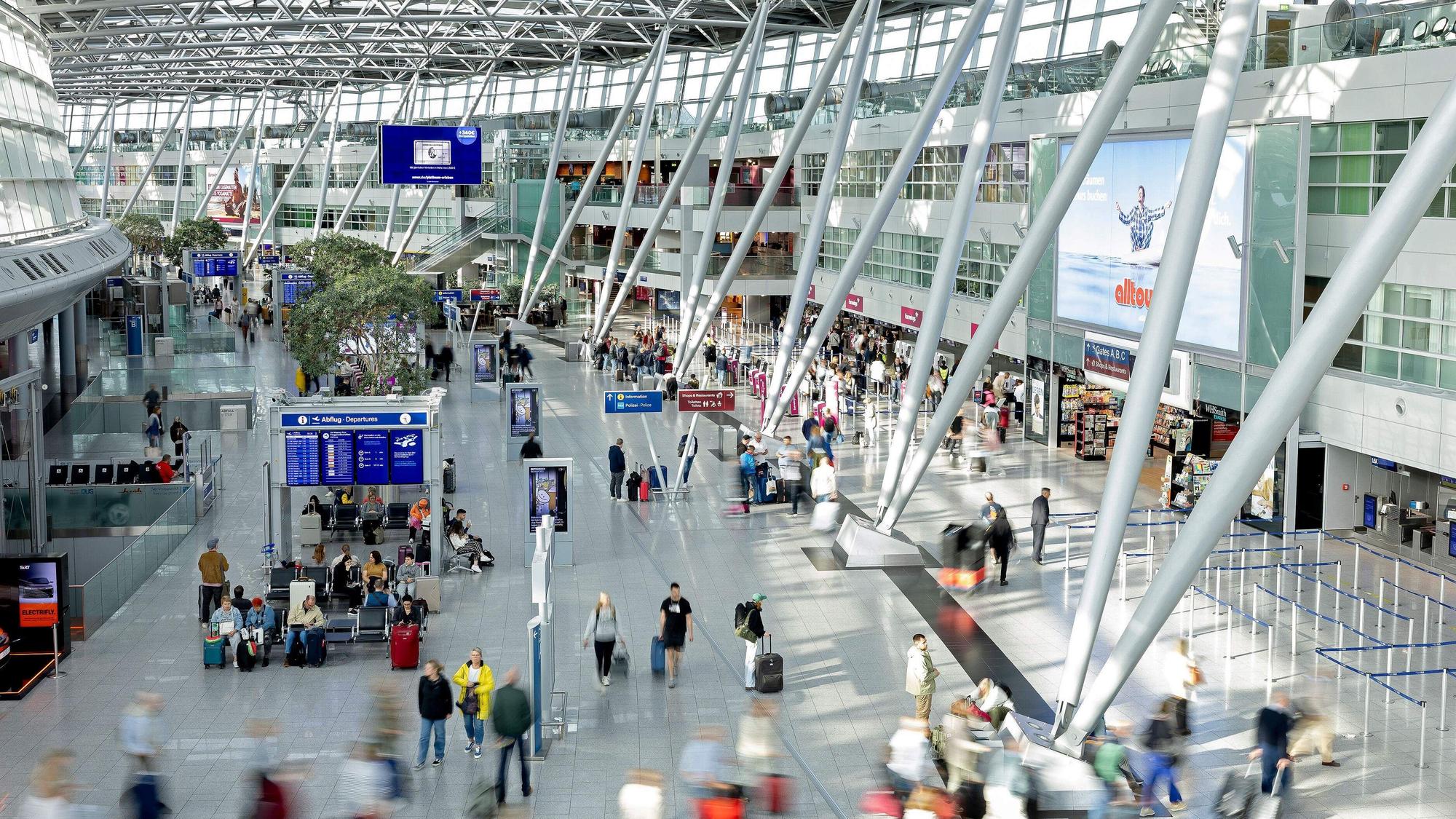 Der Düsseldorfer Flughafen ist auch für viele Leverkusener der Startpunkt in den Sommerurlaub.