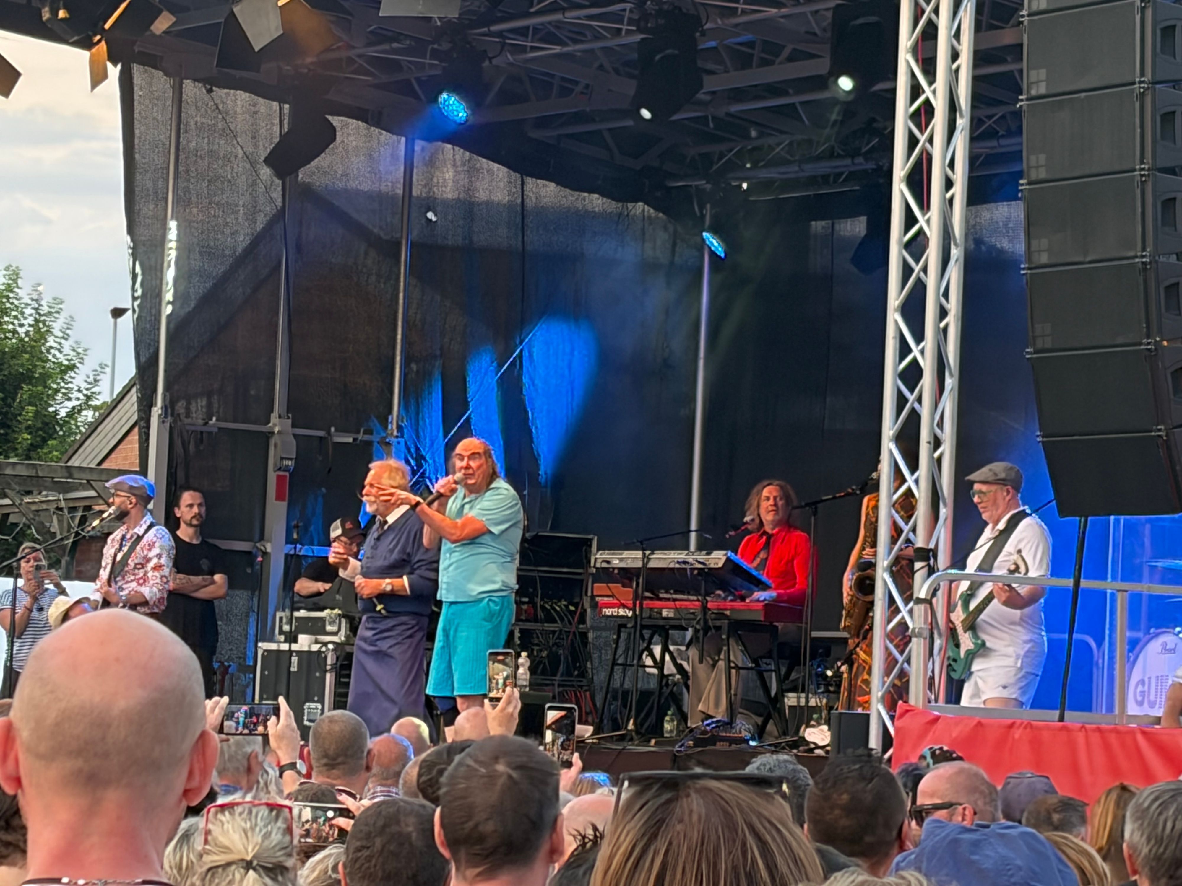 Guildo Horn und Henning Krautmacher zusammen auf der Bierbörsen-Bühne