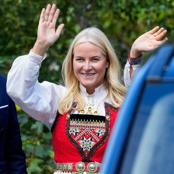 Haakon und Mette-Marit bei einem royalen Termin.