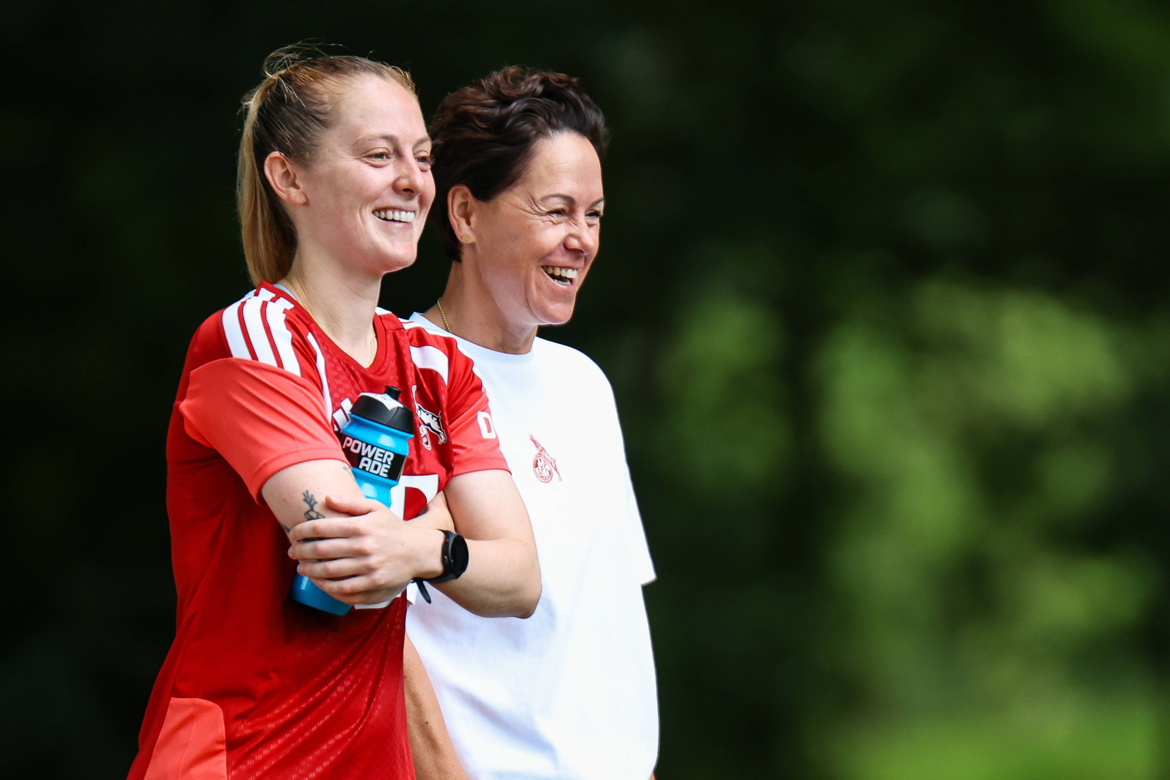 Frauenfu-ball-Ein-Superstar-ist-Trainingsgast-beim-1-FC-K-ln