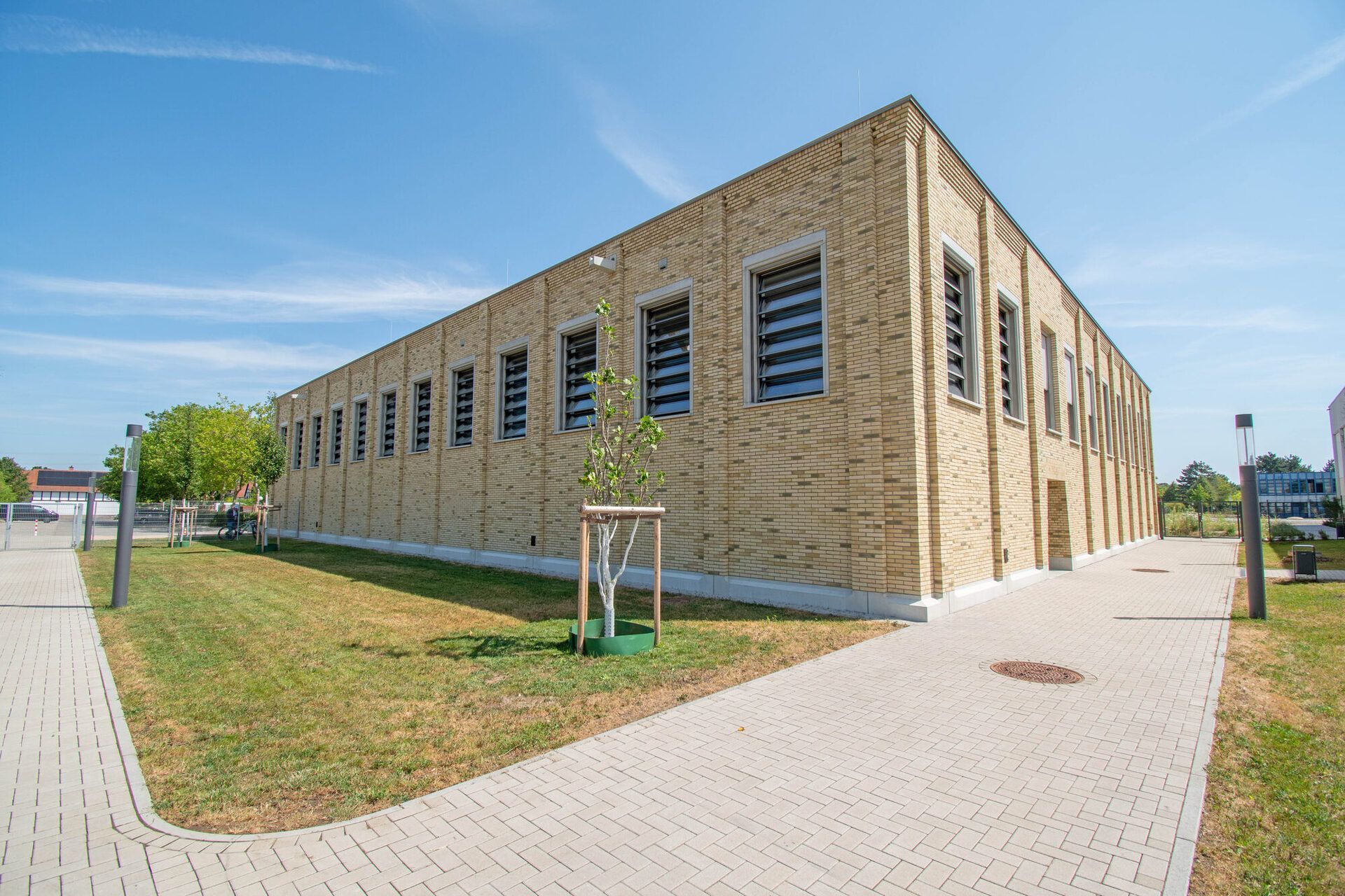 Die neue Sporthalle am Tannenbusch-Gymnasium.