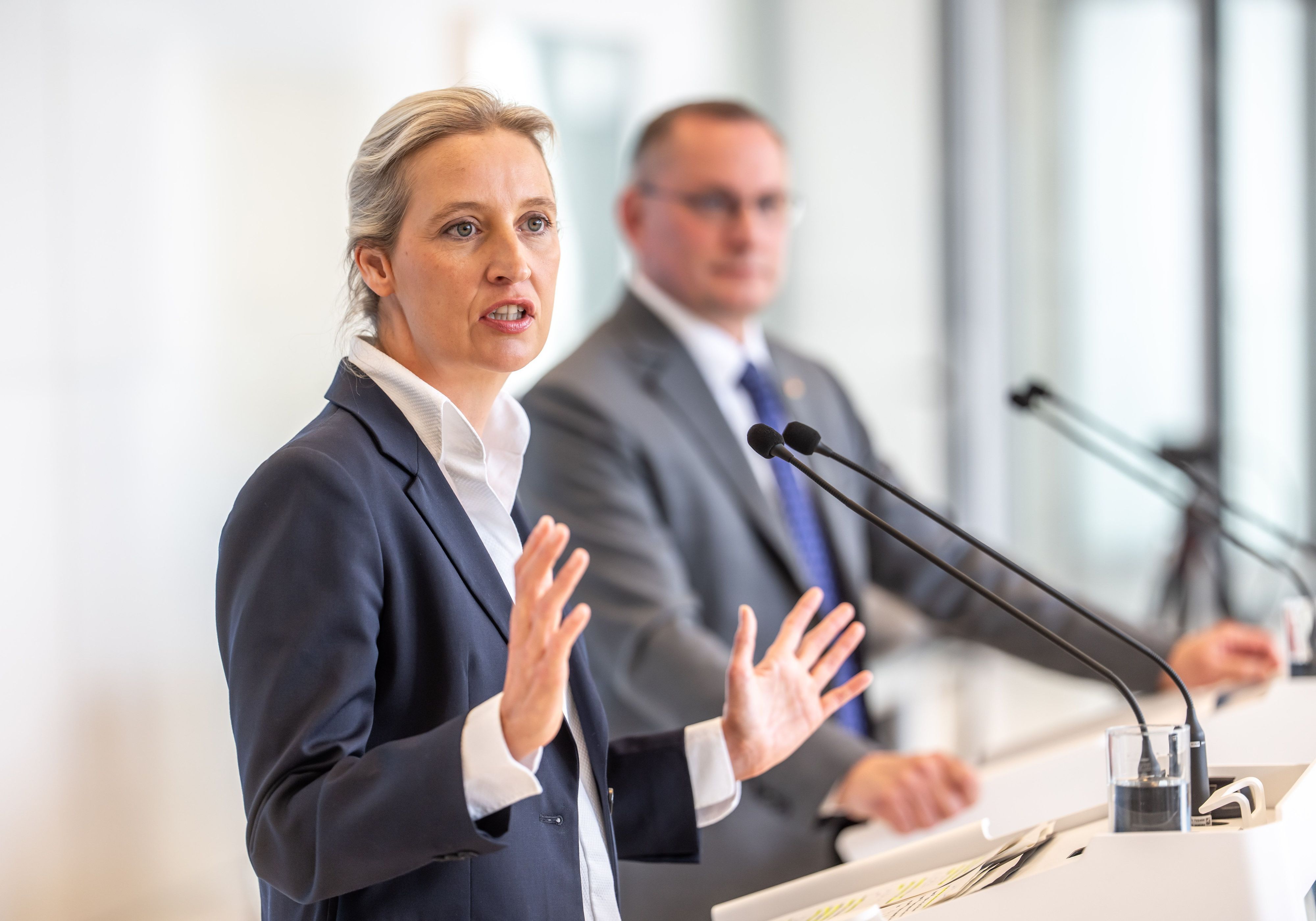 Schicken einen Mediator nach NRW: Die AfD-Bundessprecher Alice Weidel und Tino Chrupalla