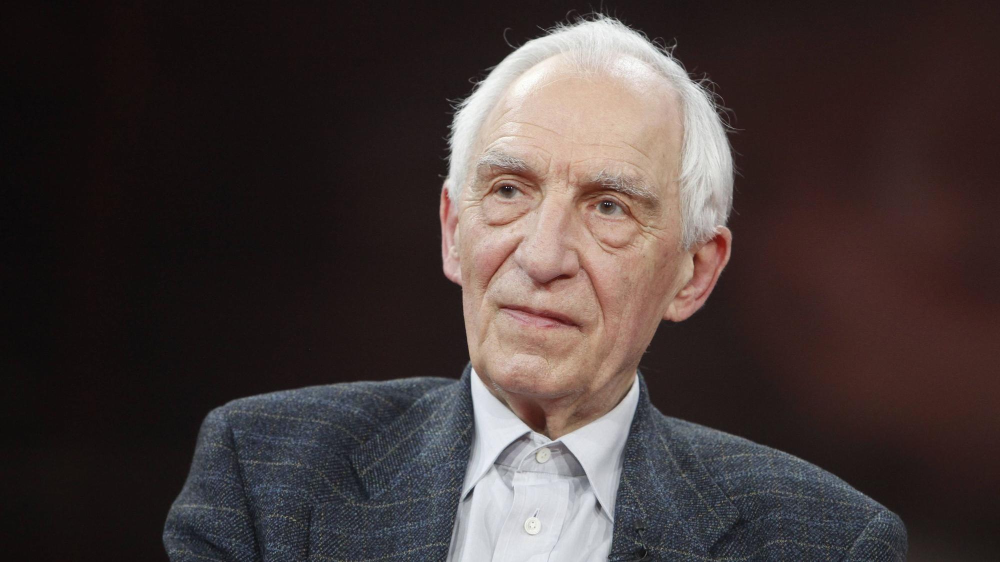 Dr. Dieter Wellershoff (Schriftsteller) in der Talk-Show GÜNTHER JAUCH am 24.03.2013 in Berlin Thema der Sendung: Mutter, Vater, was habt Ihr getan? Die Geschichten unserer Familien