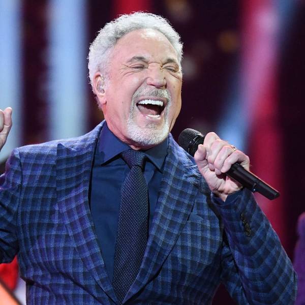 21.04.2018, Großbritannien, London: Sir Tom Jones singt in der Royal Albert Hall.