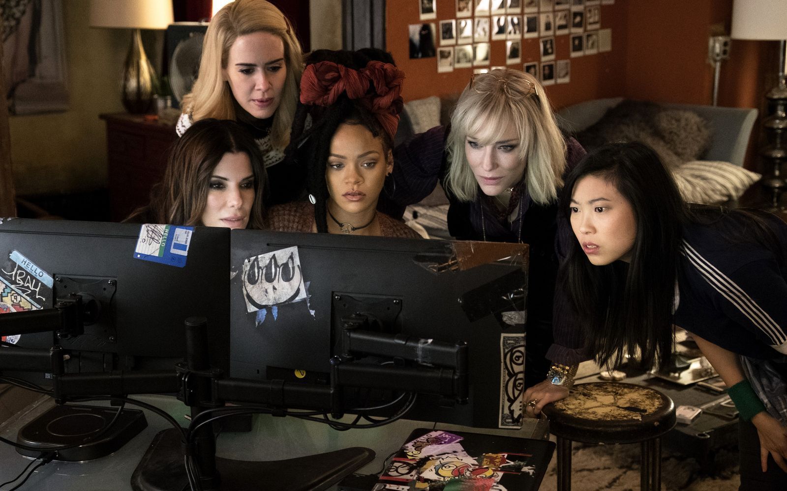 Mit „Ocean's 8“ konnten die Diebe um Danny Ocean einpacken: Seiner Schwester Debbie Ocean (Sandra Bullock, links) gelang ein meisterhafter Coup nur mit acht Komplizinen. Die  Gaunerinnen-Komödie läuft am 15. Juli, 20.15 Uhr auf Pro Sieben.  (Bild: ZDF/Barry Wetcher)