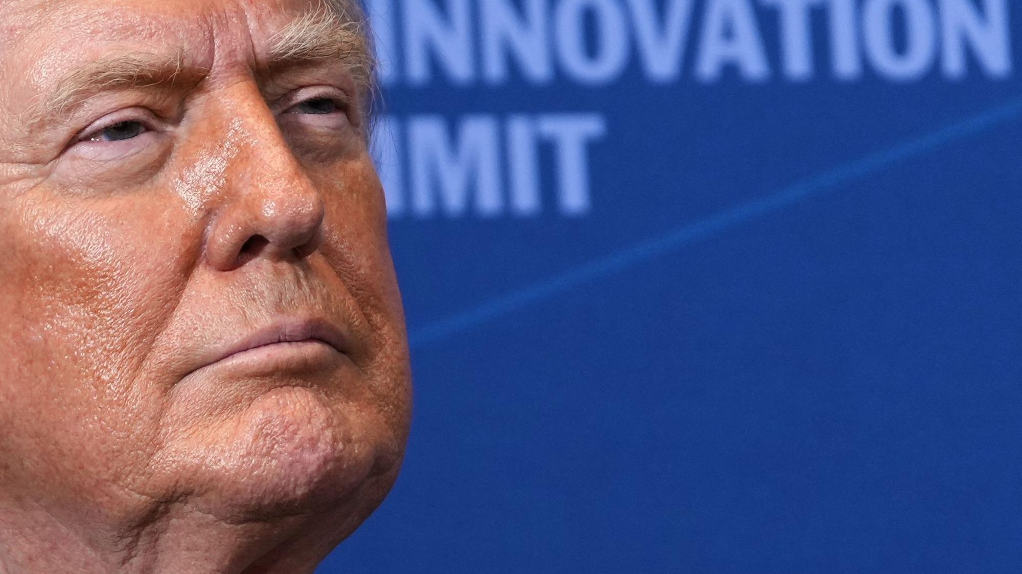 Trump droht dem Iran mit der Zerstörung ziviler Infrastruktur wie Brücken und Kraftwerke.