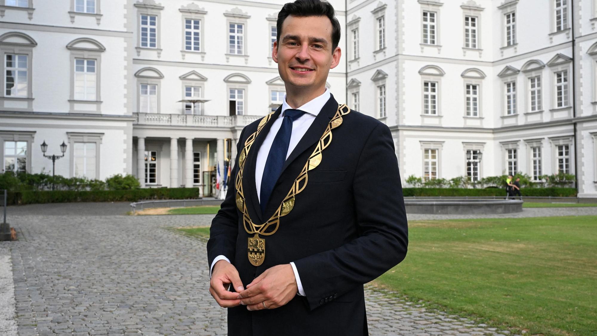 Bürgermeister Marcel Kreutz mit Amtskette
