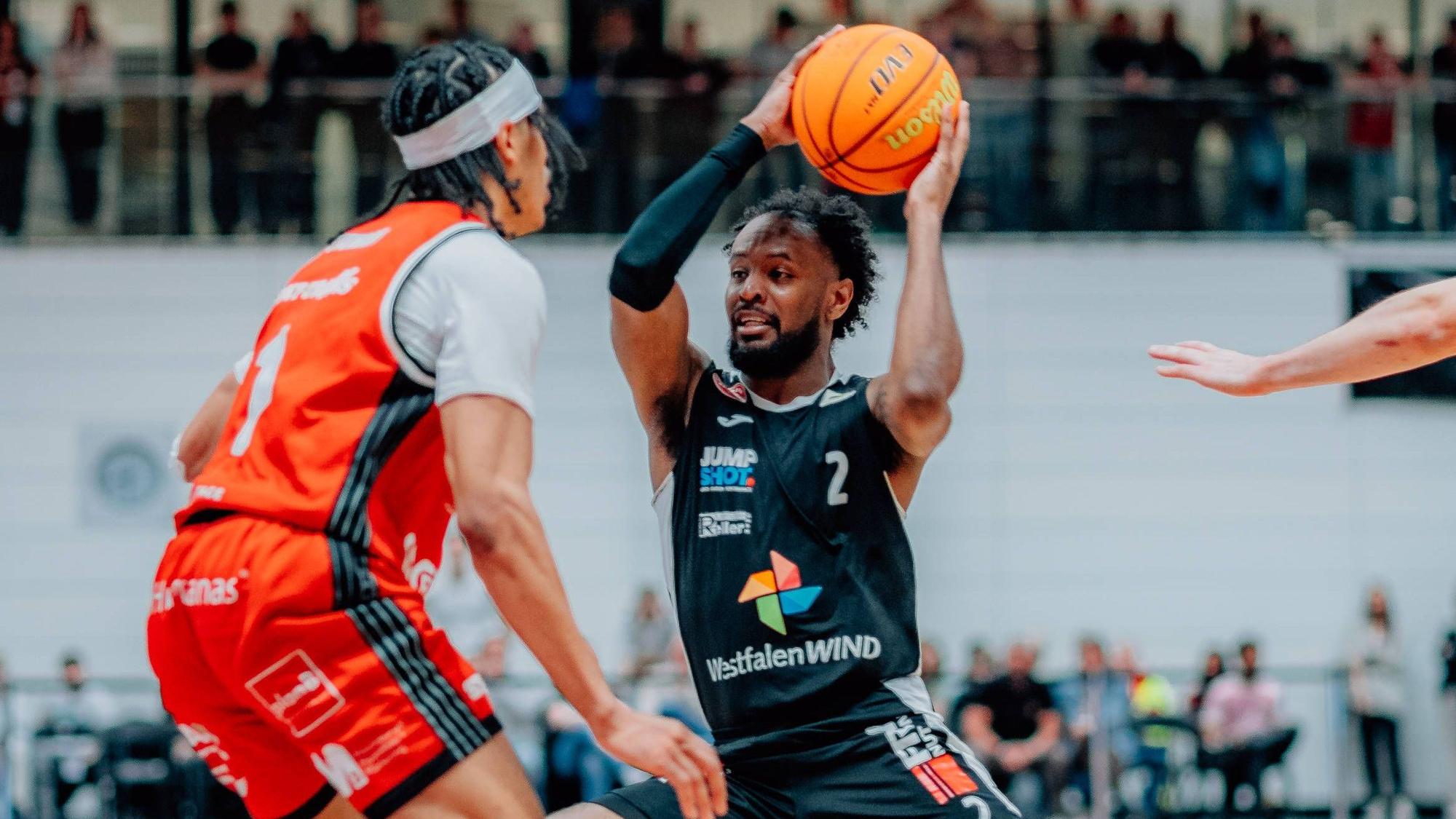 BB-2BL SBB Baskets - Paderborn Baskets Branden Michael Maughmer Paderborn Baskets waehrend der Saison 2025-2026 in der 2. Barmer Basketball Bundesliga Pro A am 30. Spieltag zwischen SBB Baskets und Paderborn Baskets in der Wolfgang-Lakenmacher-Halle am 4. April 2026 in Magdeburg, Sachsen Anhalt, Deutschland *** BB 2BL SBB Baskets Paderborn Baskets Branden Michael Maughmer Paderborn Baskets during the 2025 2026 season in the 2 Barmer Basketball Bundesliga Pro A on matchday 30 between SBB Baskets and Paderborn Baskets at the Wolfgang Lakenmacher Halle on April 4, 2026 in Magdeburg, Sachsen Anhalt, Germany