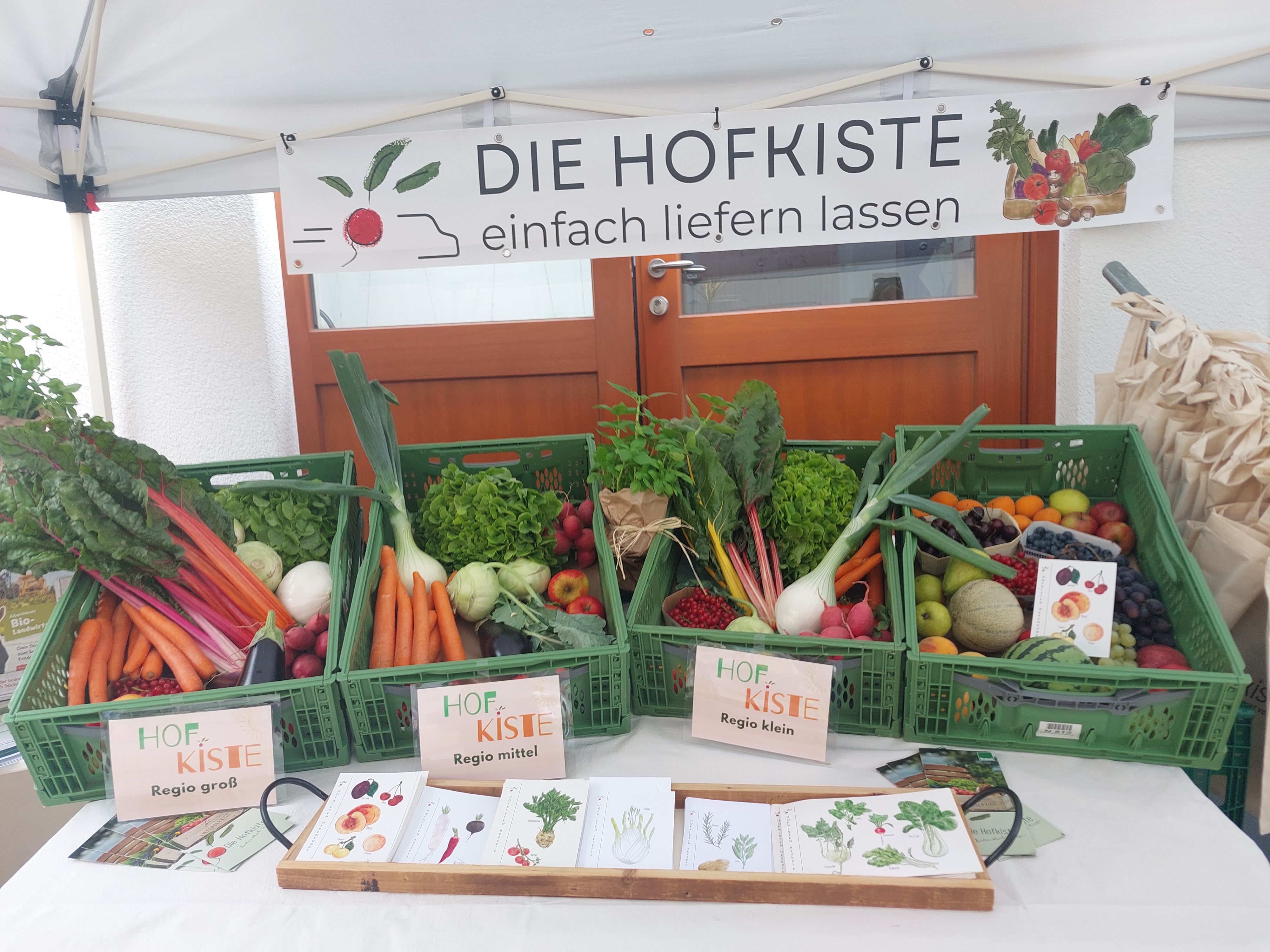 Die Hofkisten werden individuell nach Kundenwünschen zusammengestellt.