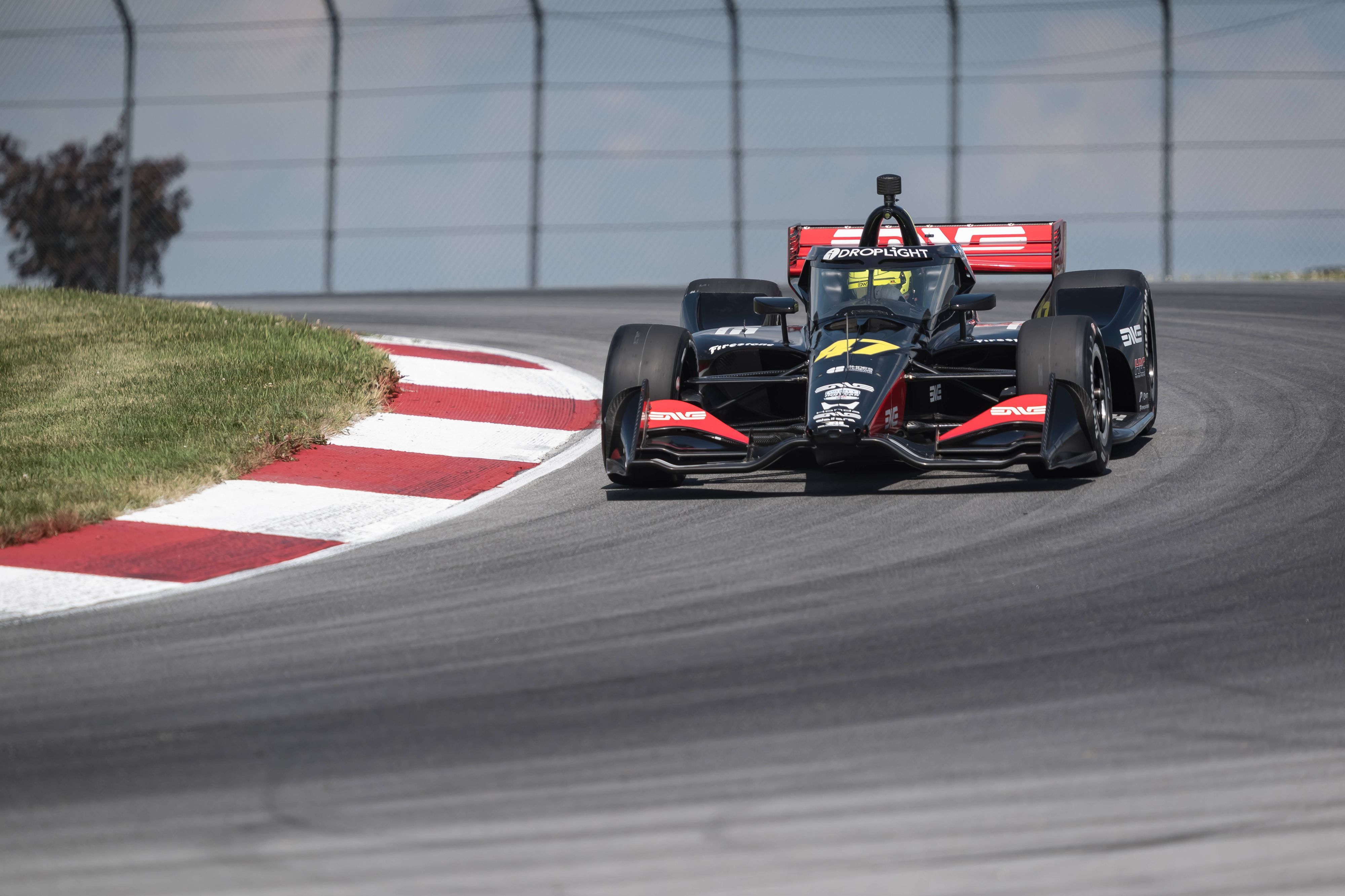 top-10-geknackt-mick-schumacher-berrascht-im-regen-chaos-von-nashville