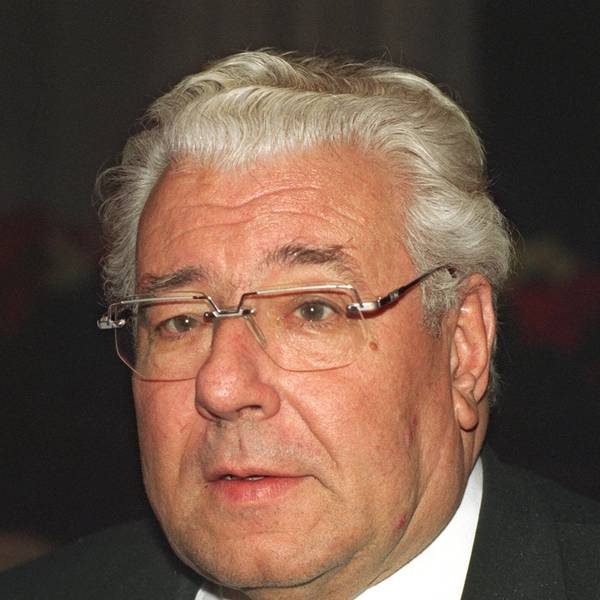 Das Bild vom 12.12.1997 zeigt den damaligen Oberbürgermeister der Stadt Köln, aufgenommen in Köln.