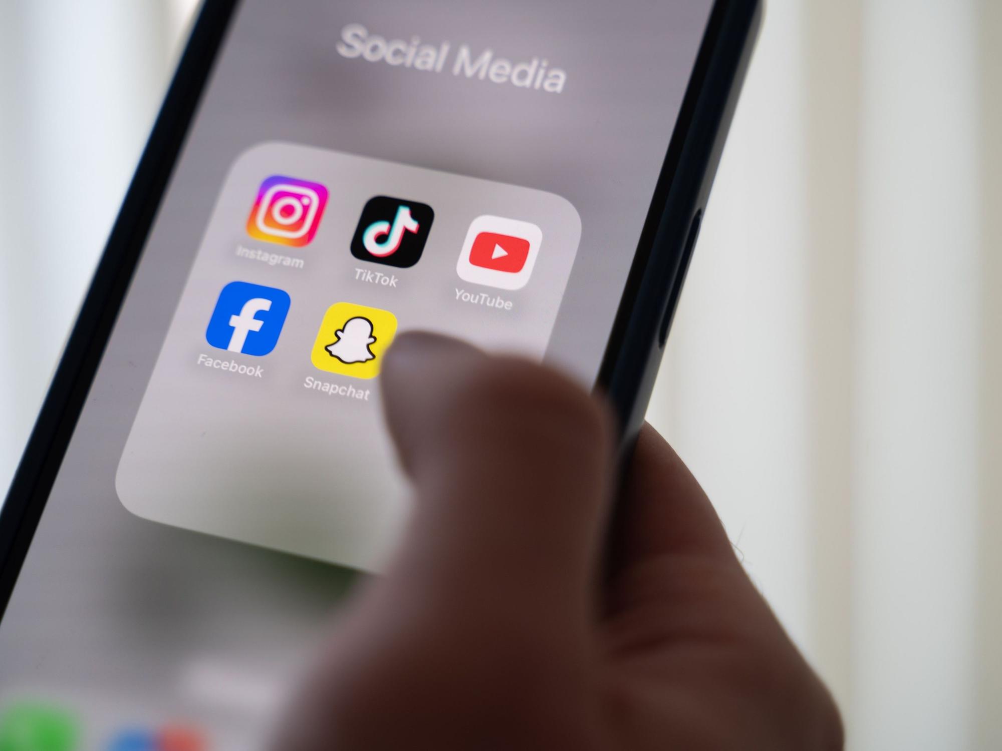 Als erstes EU-Land hat Frankreich ein Social-Media-Verbot für Kinder und Jugendliche unter 15 Jahren beschlossen.