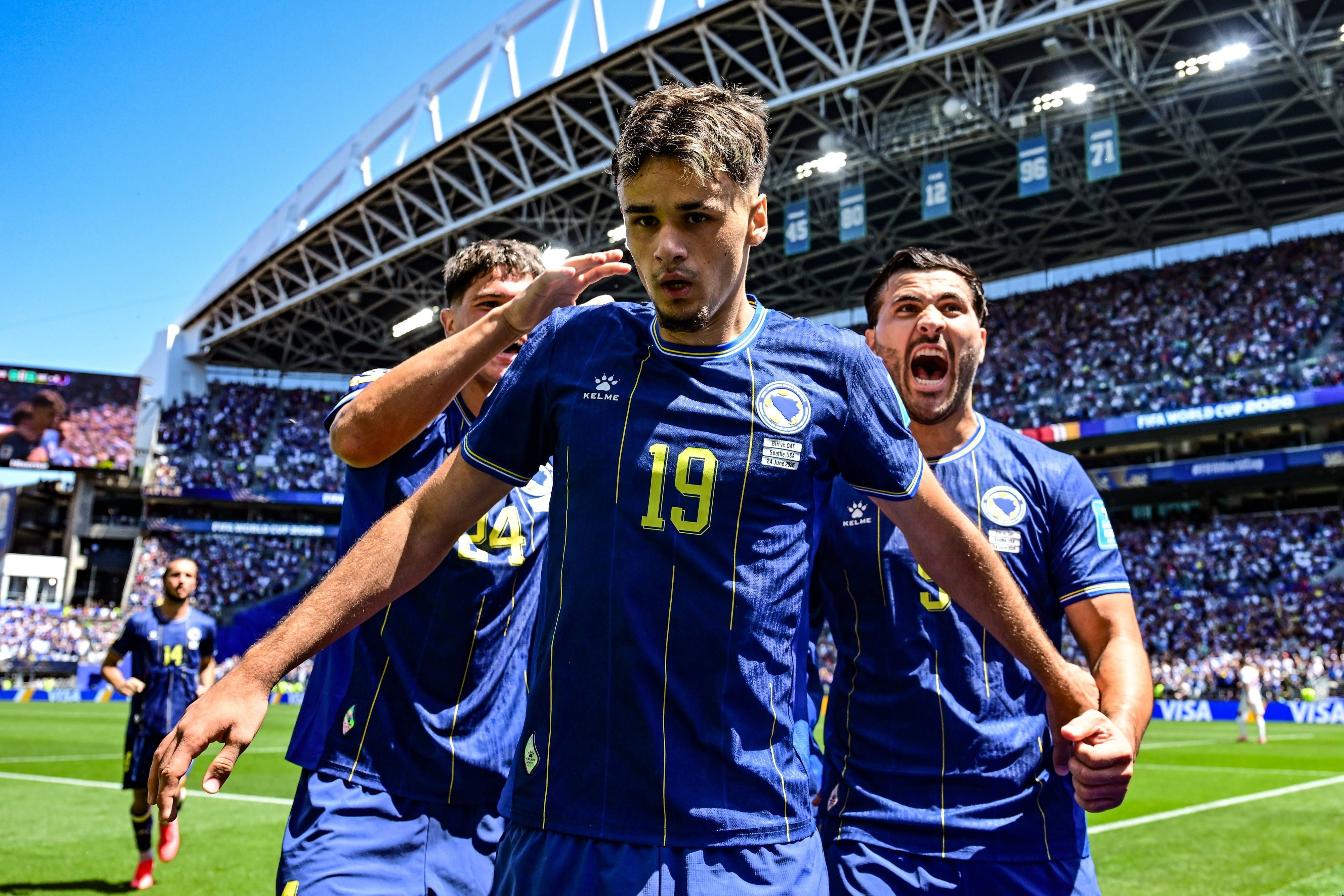 Kerim Alajbegovic als Torschütze für Bosnien-Herzegowina bei der WM im Gruppenspiel gegen Katar in Seattle.