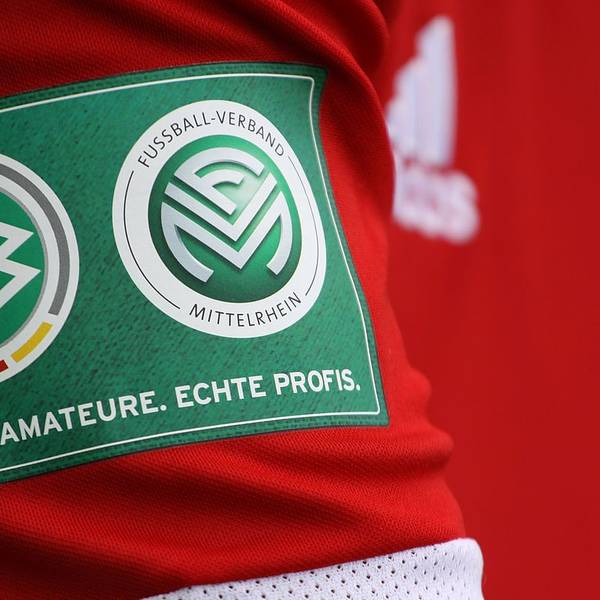 Die Logos von DFB und FVM auf einem Trikotärmel