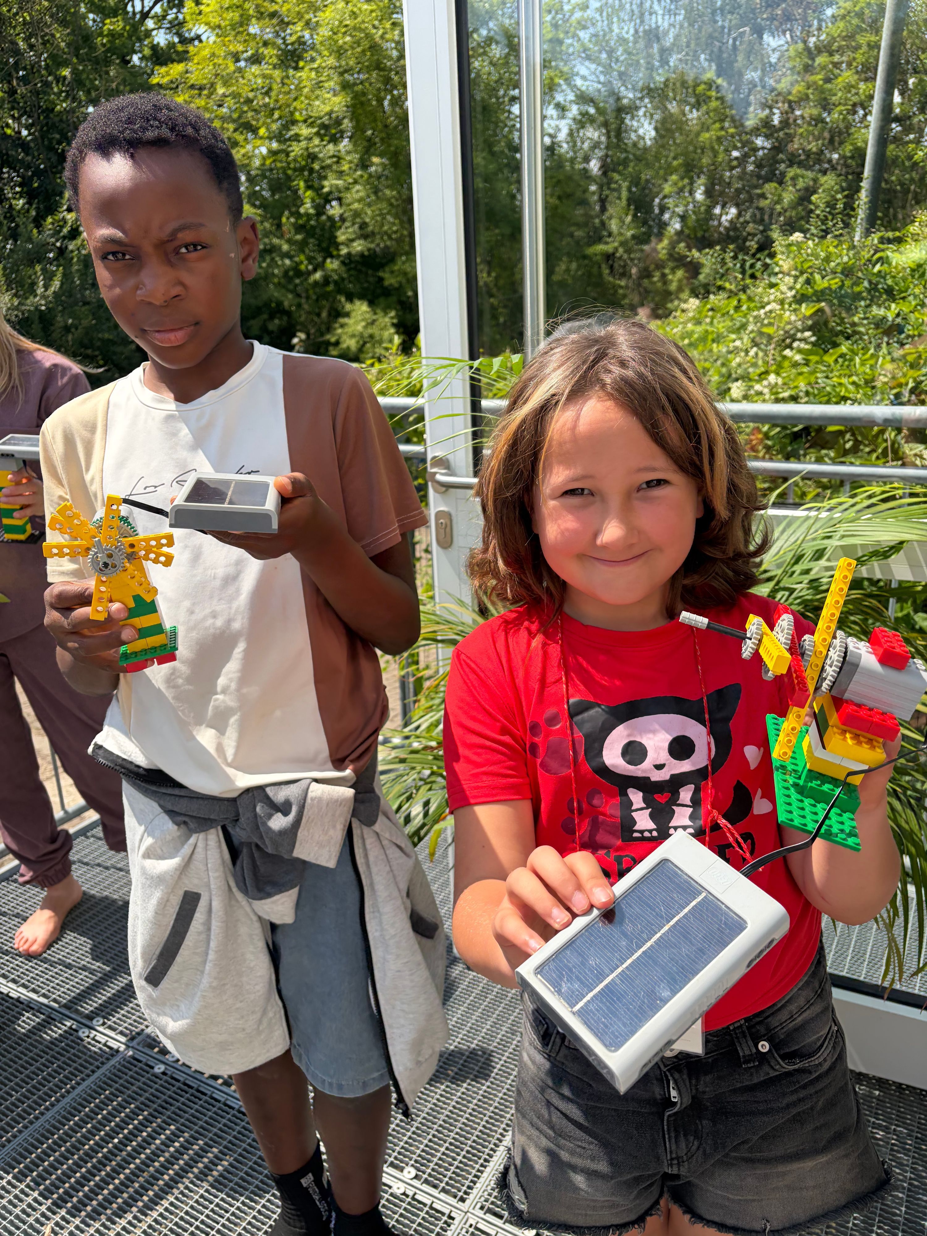 Solarbetriebene Lego-Bauten.