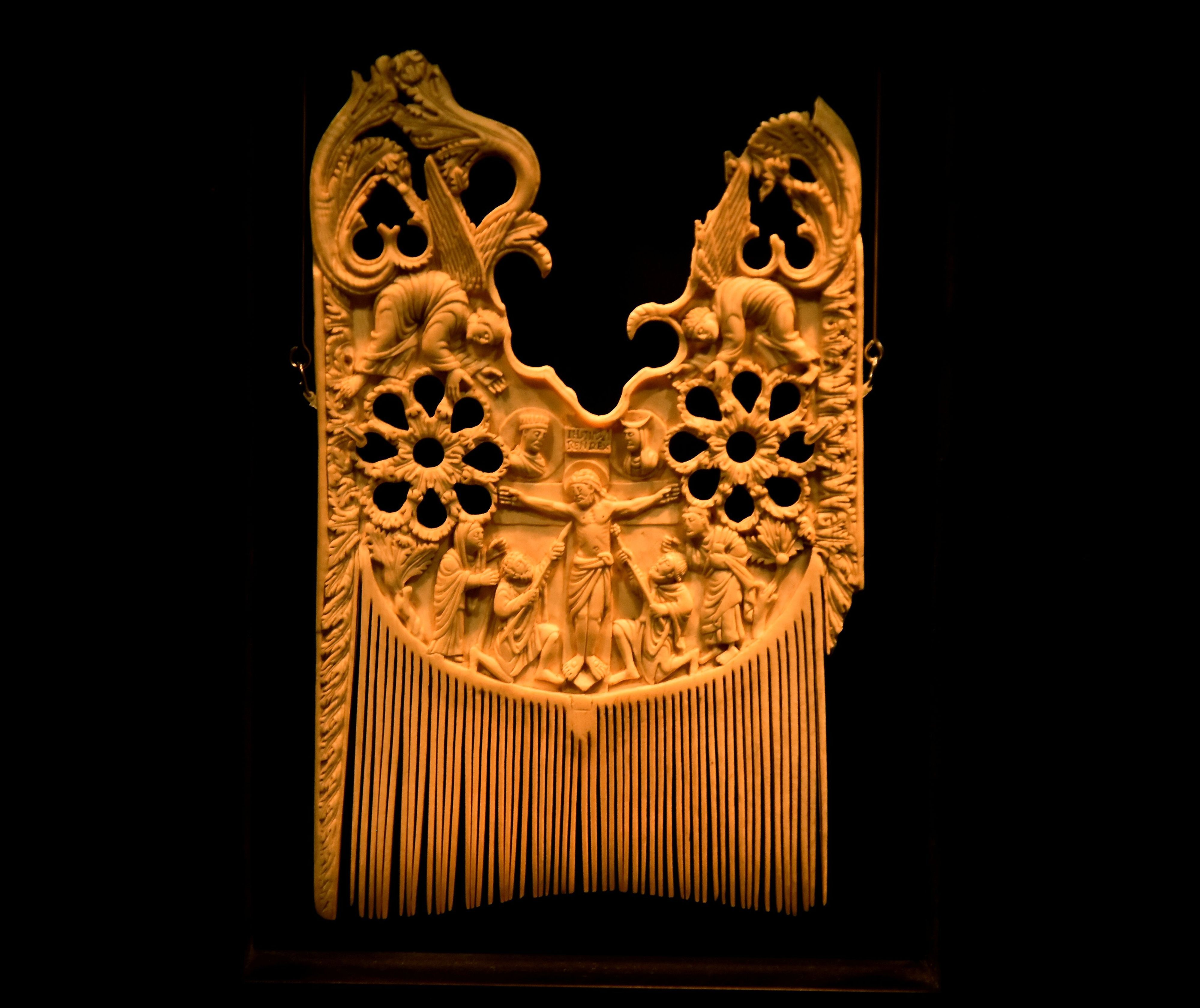 Kamm des heiligen Heribert um 870 aus dem Schnütgen Museum

Foto: Csaba Peter Rakoczy