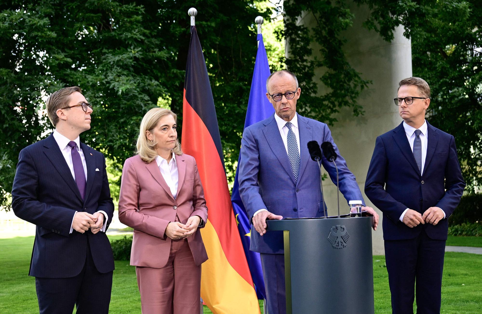 Philipp Amthor, Nina Warken, Kanzler Fridrich Merz und Carsten Linnemann (v.l.)