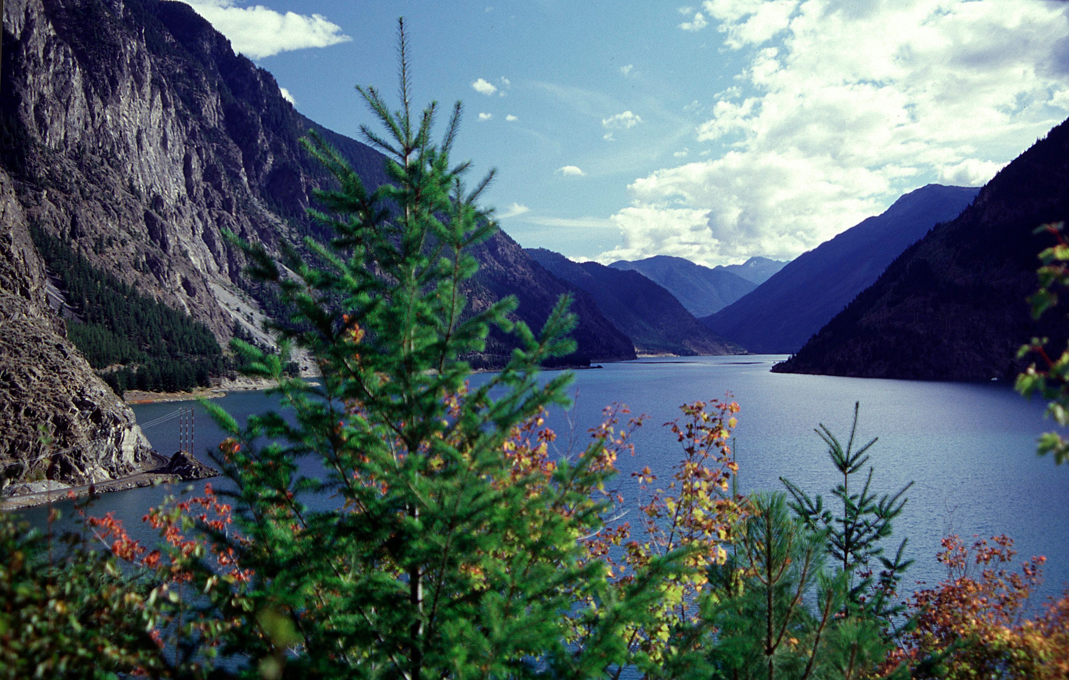 Der Anderson Lake unweit von Lillooet in British Columbia.