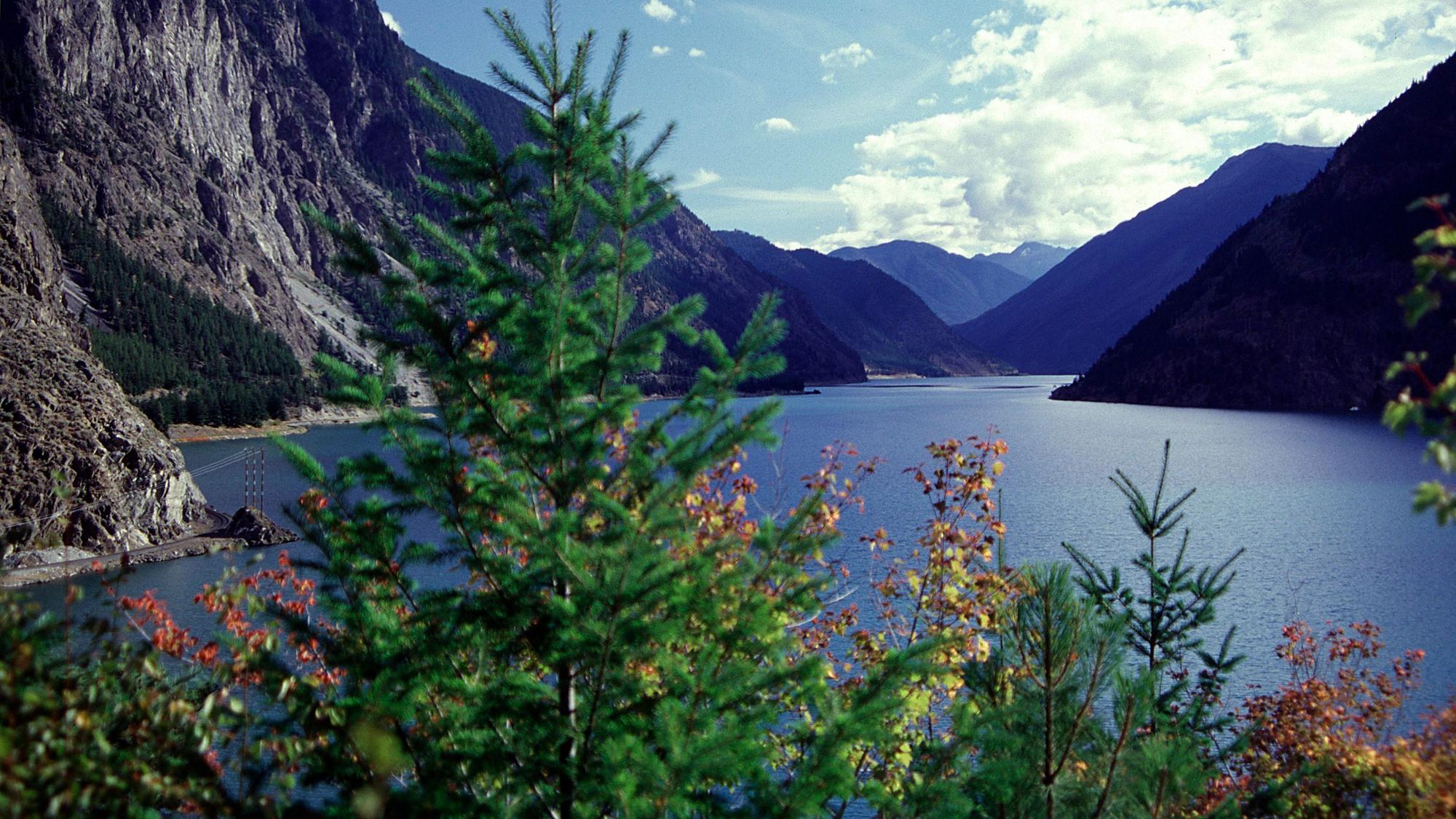 Der Anderson Lake unweit von Lillooet in British Columbia.