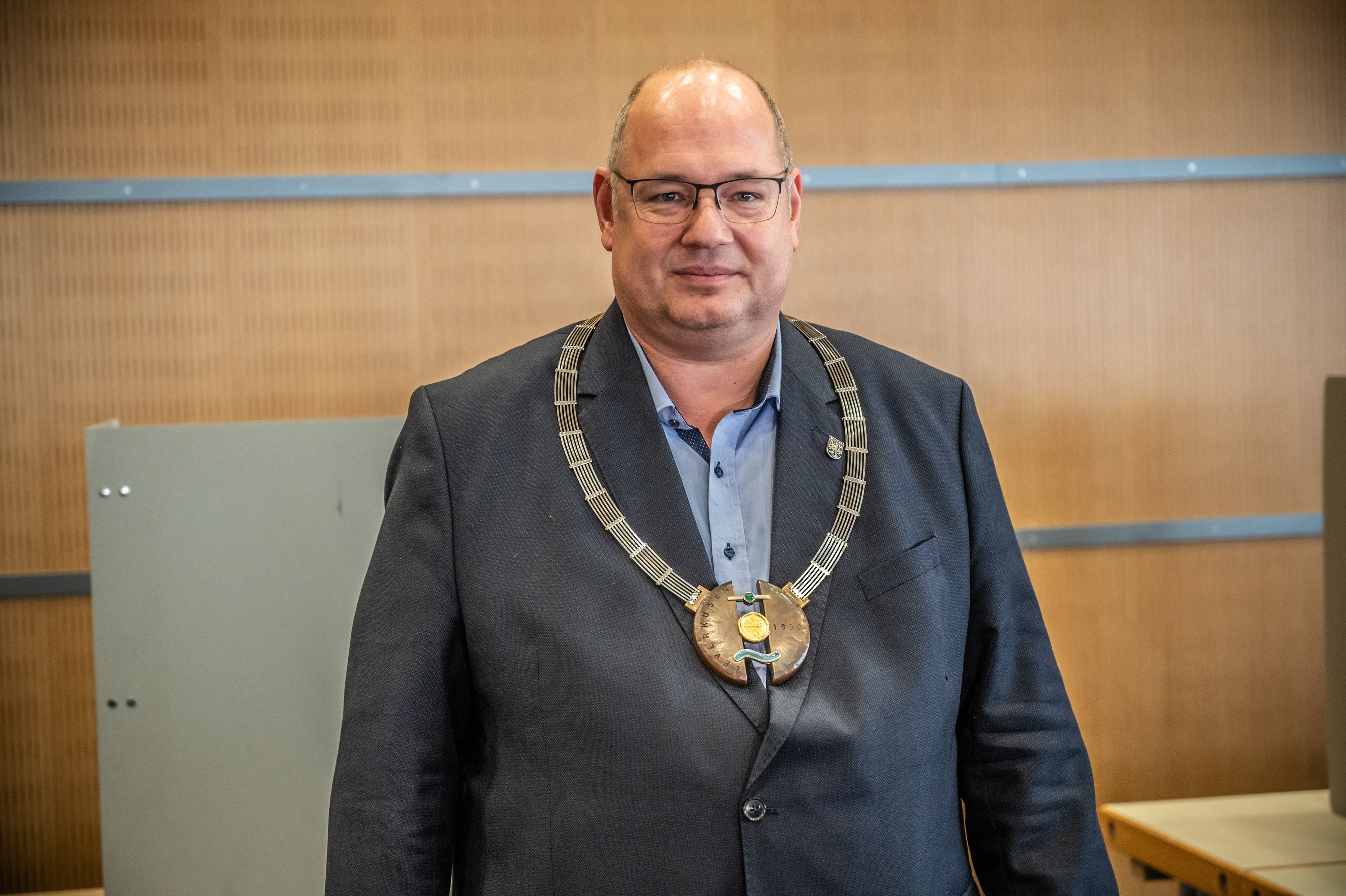 Konstituierende Ratssitzung mit Amtseinführung Stefan Hebbel durch den Alterspräsident . Bild: Ralf Krieger