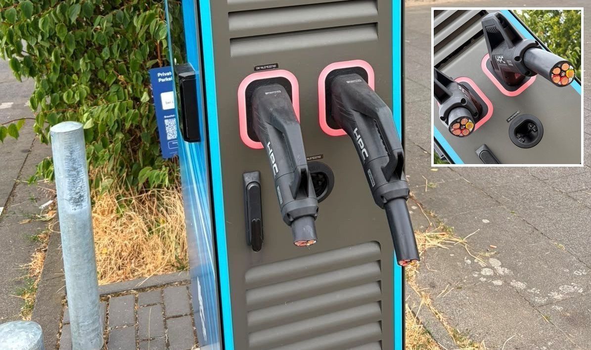 Die Ladesäule bei Aldi in Köln-Pesch – das Kabel wurde abgeschnitten.