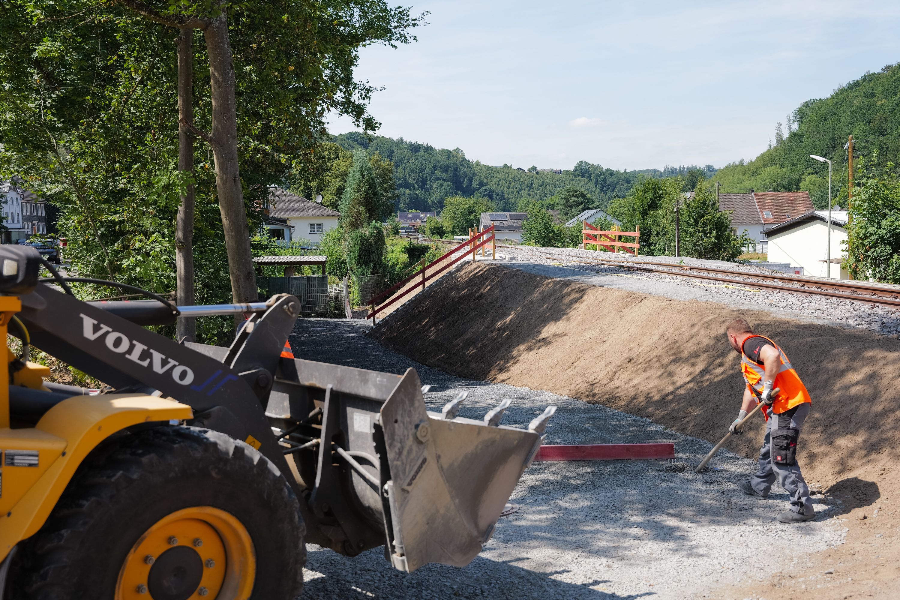 Das Foto zeigt die Baustelle der Bahn in Engelskirchen-Wiehlmünden am Freitag letzter Woche.