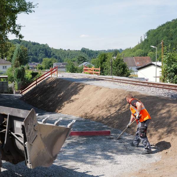 Das Foto zeigt die Baustelle der Bahn in Engelskirchen-Wiehlmünden am Freitag letzter Woche.
