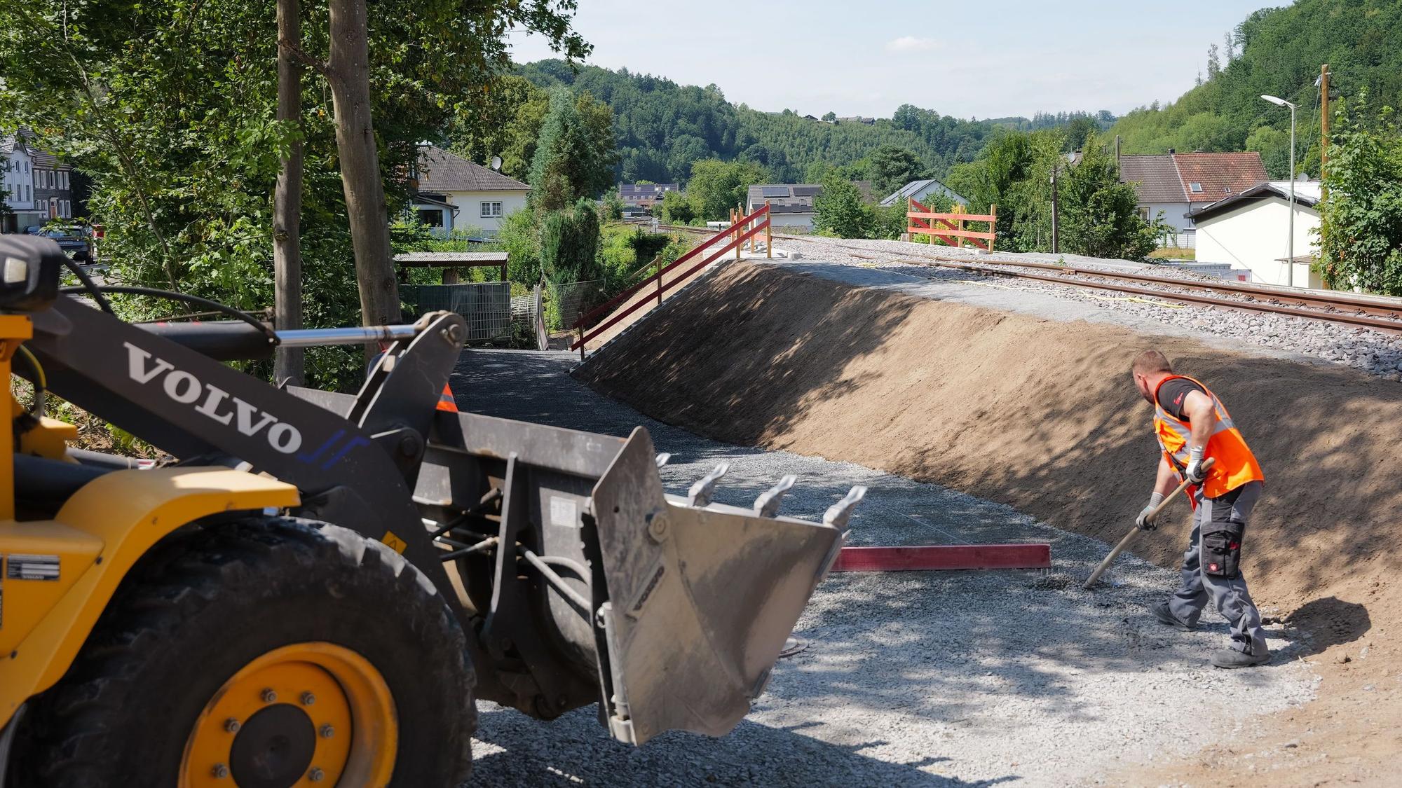 Das Foto zeigt die Baustelle der Bahn in Engelskirchen-Wiehlmünden am Freitag letzter Woche.